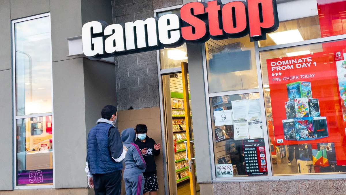 Що трапилося з GameStop і чому акції виросли на 500% за 2 дні Що трапилося з GameStop і чому акції виросли на 500% за 2 дні
