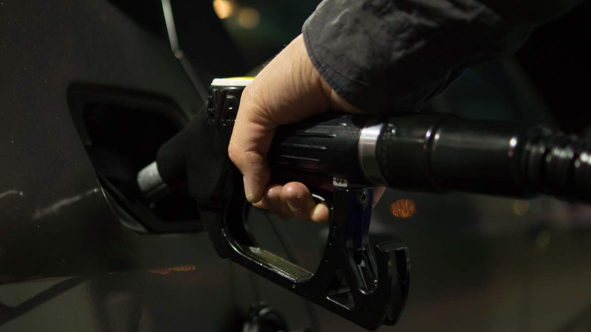 Цена на нефть снова выросла: сколько стоит бензин Цена на нефть снова выросла: сколько стоит бензин
