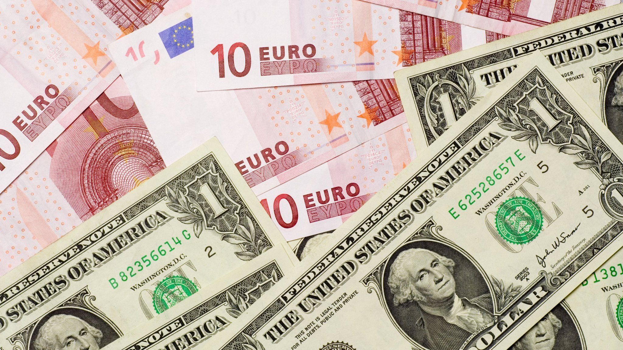 Чому євро росте у 2020: чого чекати восени після виборів в США