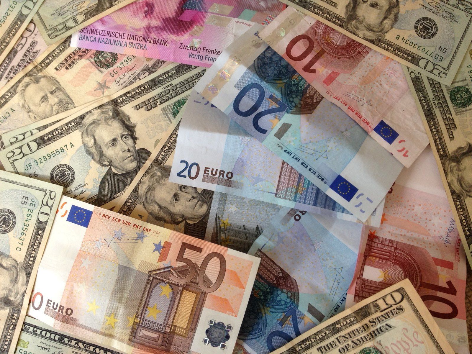 Курс долара, євро – курс валют НБУ на 21 вересня 2020