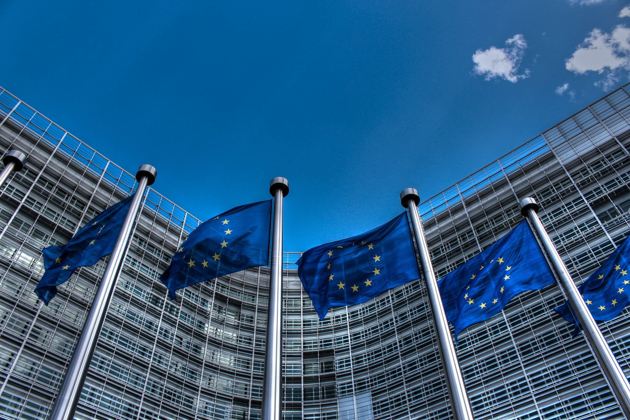 Биткойн и законы: ЕС будет регулировать криптовалюты до 2024