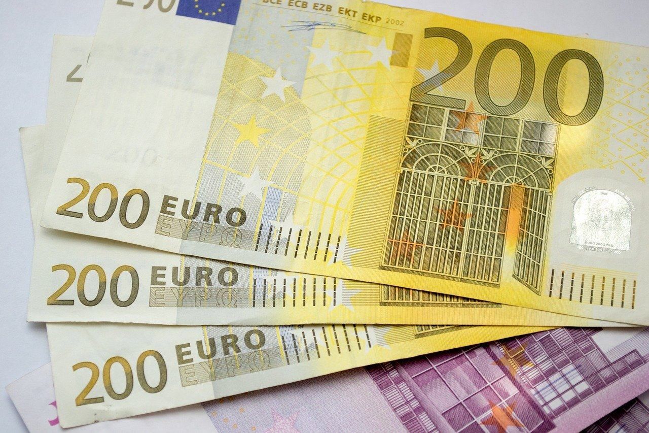 Курс долара, євро – курс валют НБУ на 24 вересня 2020