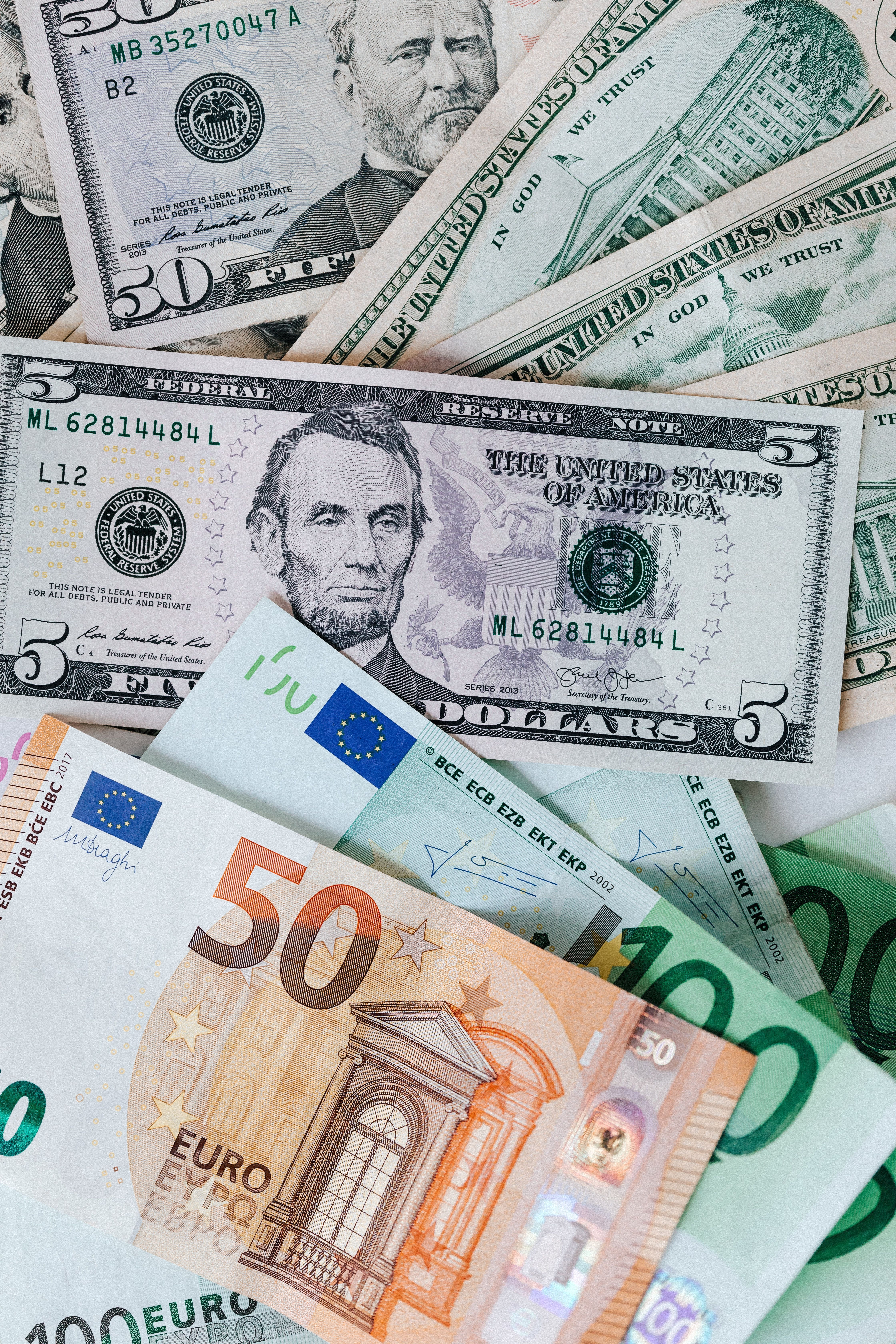 Курс долара, євро – курс валют НБУ на 29 вересня 2020