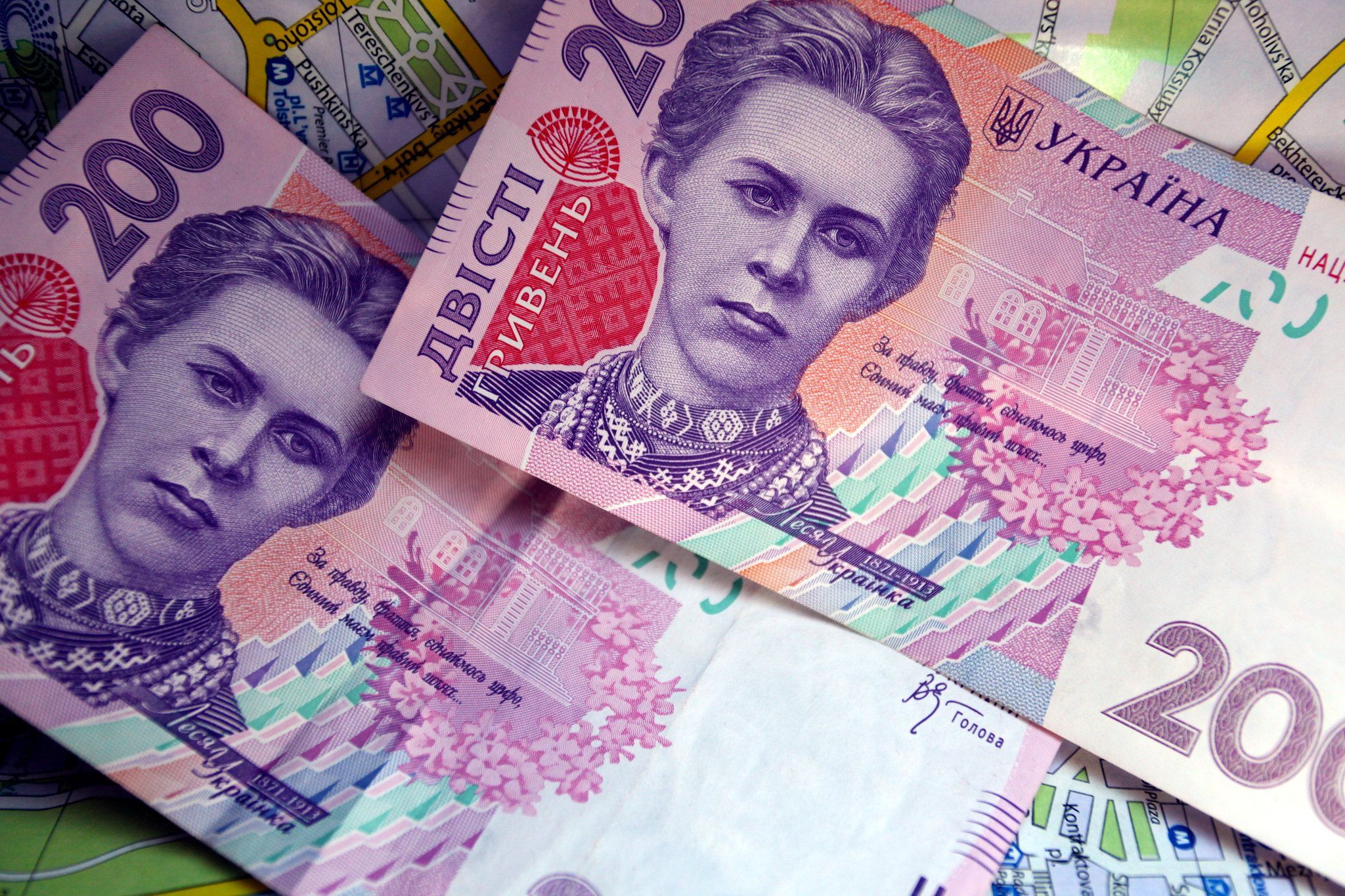 Сколько и на что тратят деньги украинцы: обновленная статистика Госстата