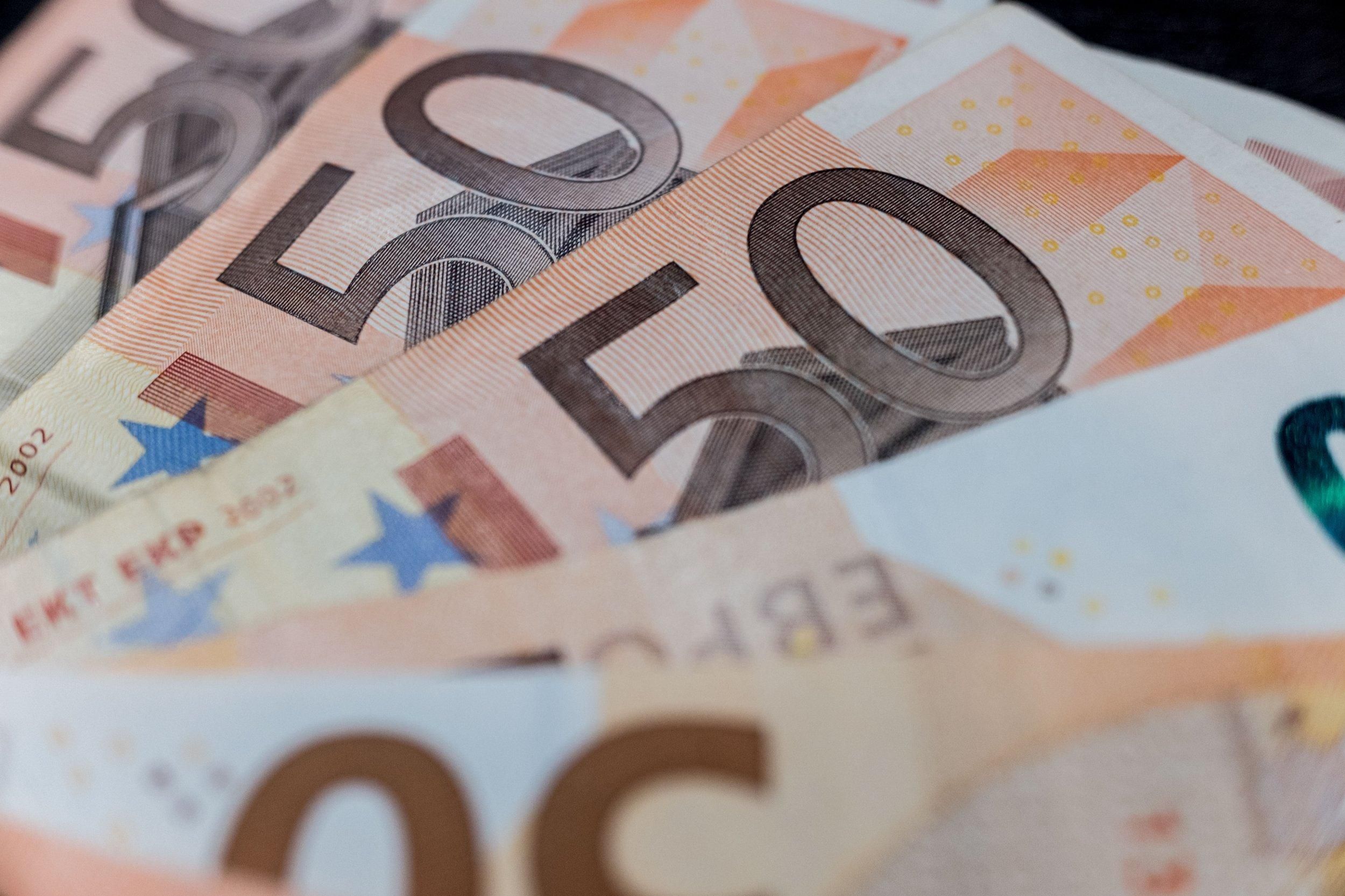 Курс НБУ долара, євро на 3 лютого 2021 – курс валют