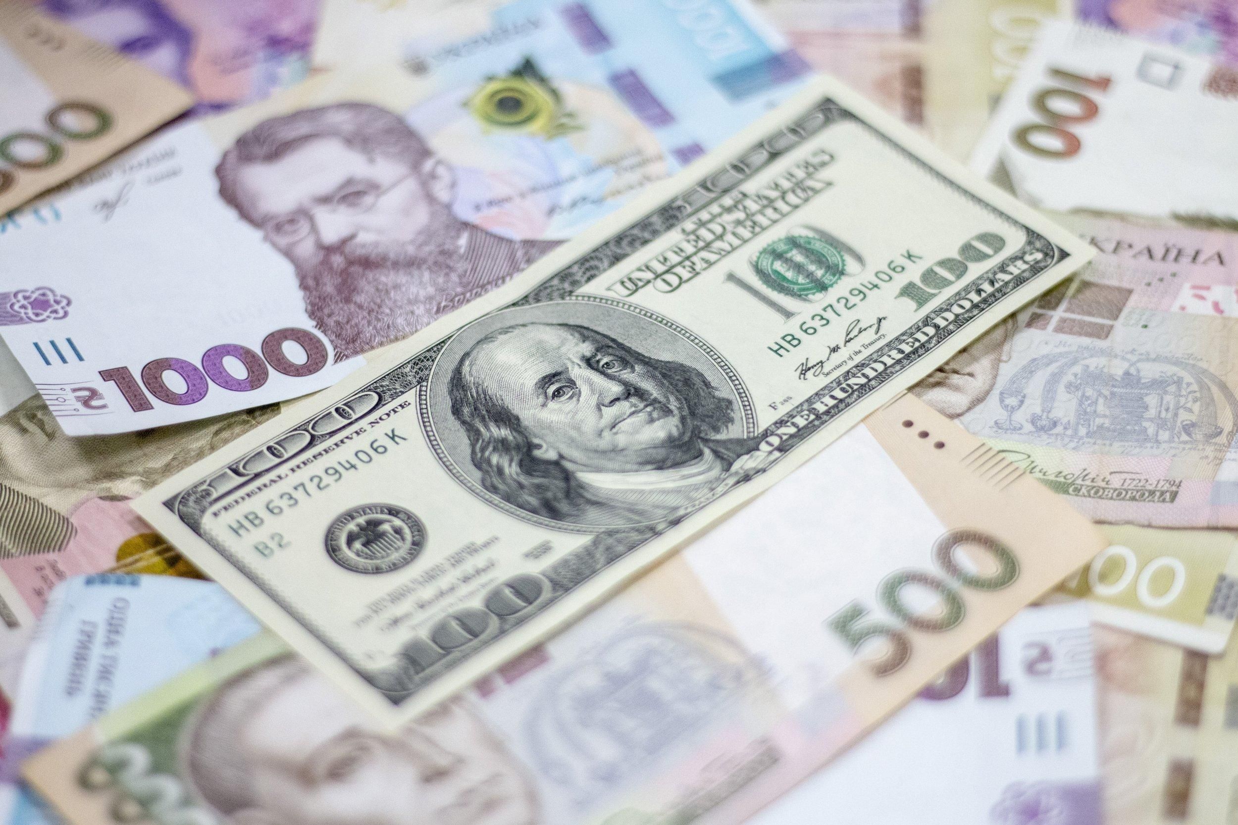 Курс долара, євро – курс валют НБУ на сьогодні 24 березня 2021