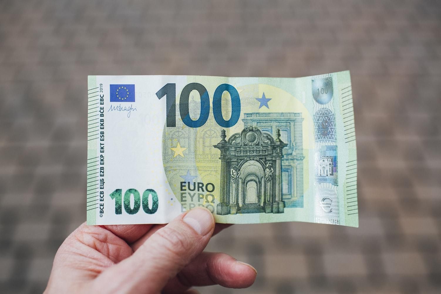 Курс доллара, евро – курс валют НБУ на 7 июня 2021