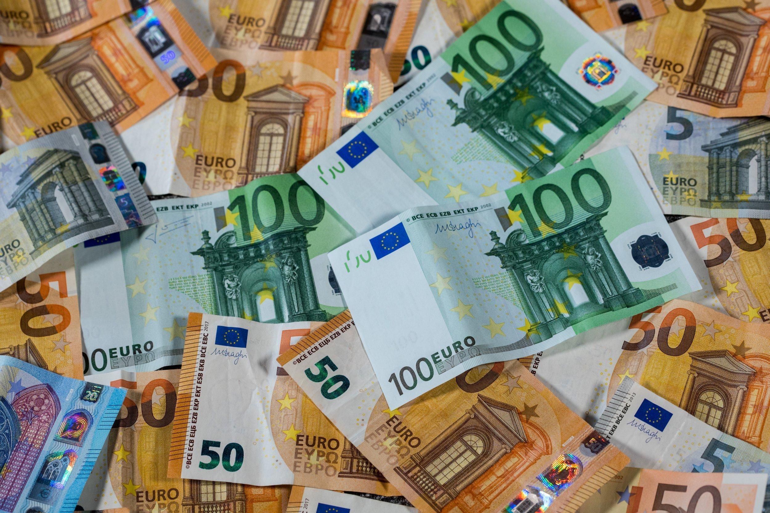 Курс доллара, евро – курс валют НБУ на 20 июля 2021