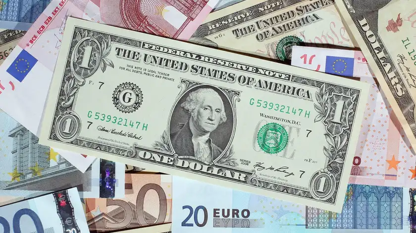 Курс долара, євро – курс валют НБУ на 4 серпня 2021