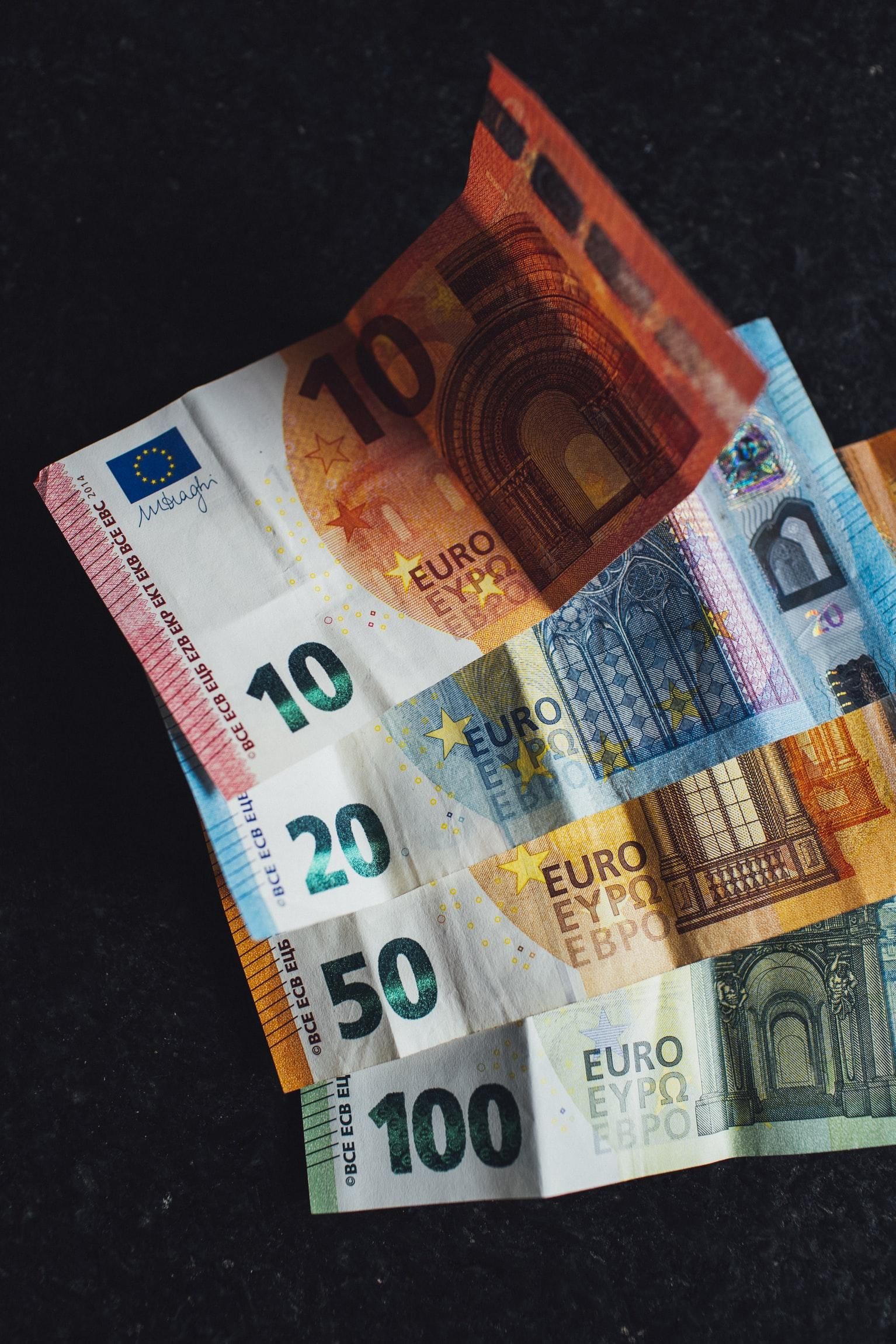 Курс долара, євро – курс валют НБУ на 20 серпня 2021