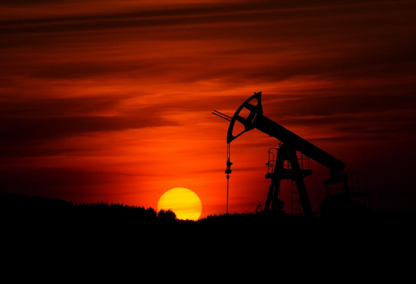 Цены на нефть взлетели до многолетнего максимума на  на фоне глобального энергетического кризиса - нефть новости - Финансы