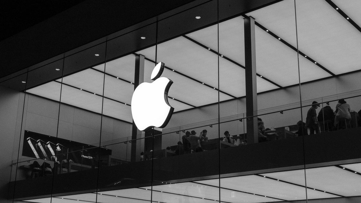 Акції Apple досягли нового історичного максимуму: чого чекати від техгіганта далі - Фінанси
