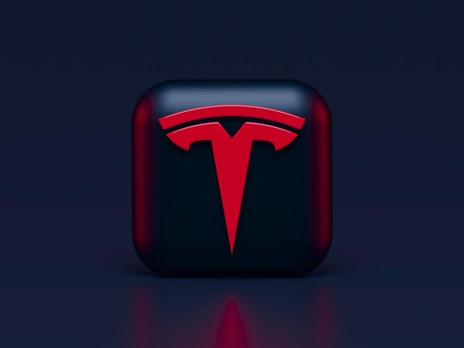 Компанія Tesla потрапила до клубу трильйонерів: хто наступний  - Фінанси