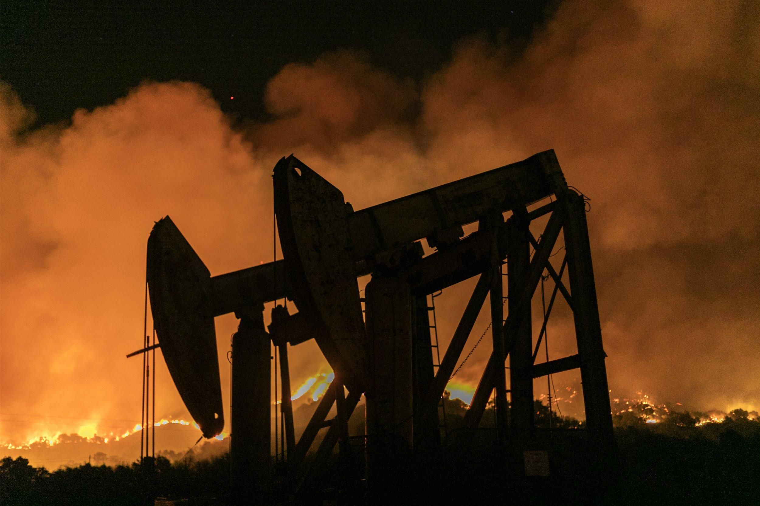 Цена нефти WTI опустилась ниже 100 долларов впервые за несколько недель: каковы факторы влияния Цена нефти WTI опустилась ниже 100 долларов впервые за несколько недель: каковы факторы влияния