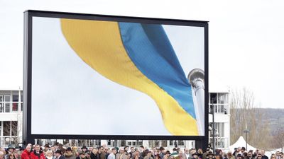 Глобальный тренд: как национальные и международные бренды помогают Украине после нападения России