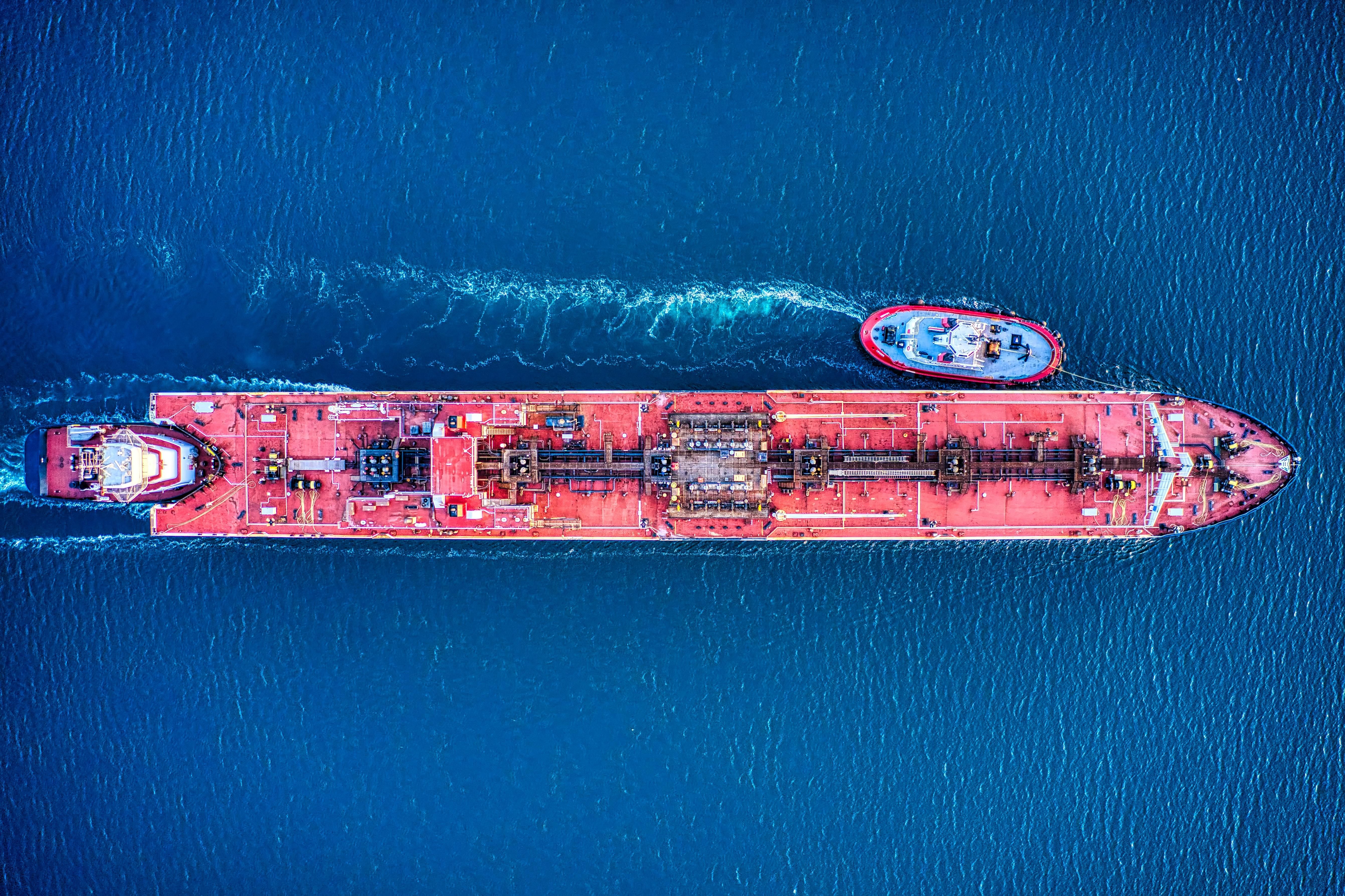 Європейські танкери продовжують перевозити російську нафту
