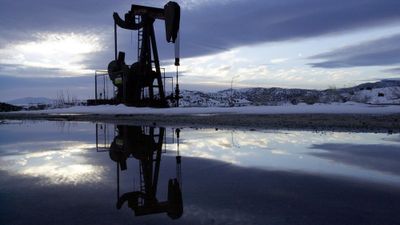 Цены пошли вверх, а динамика отрицательная: что происходит с нефтью