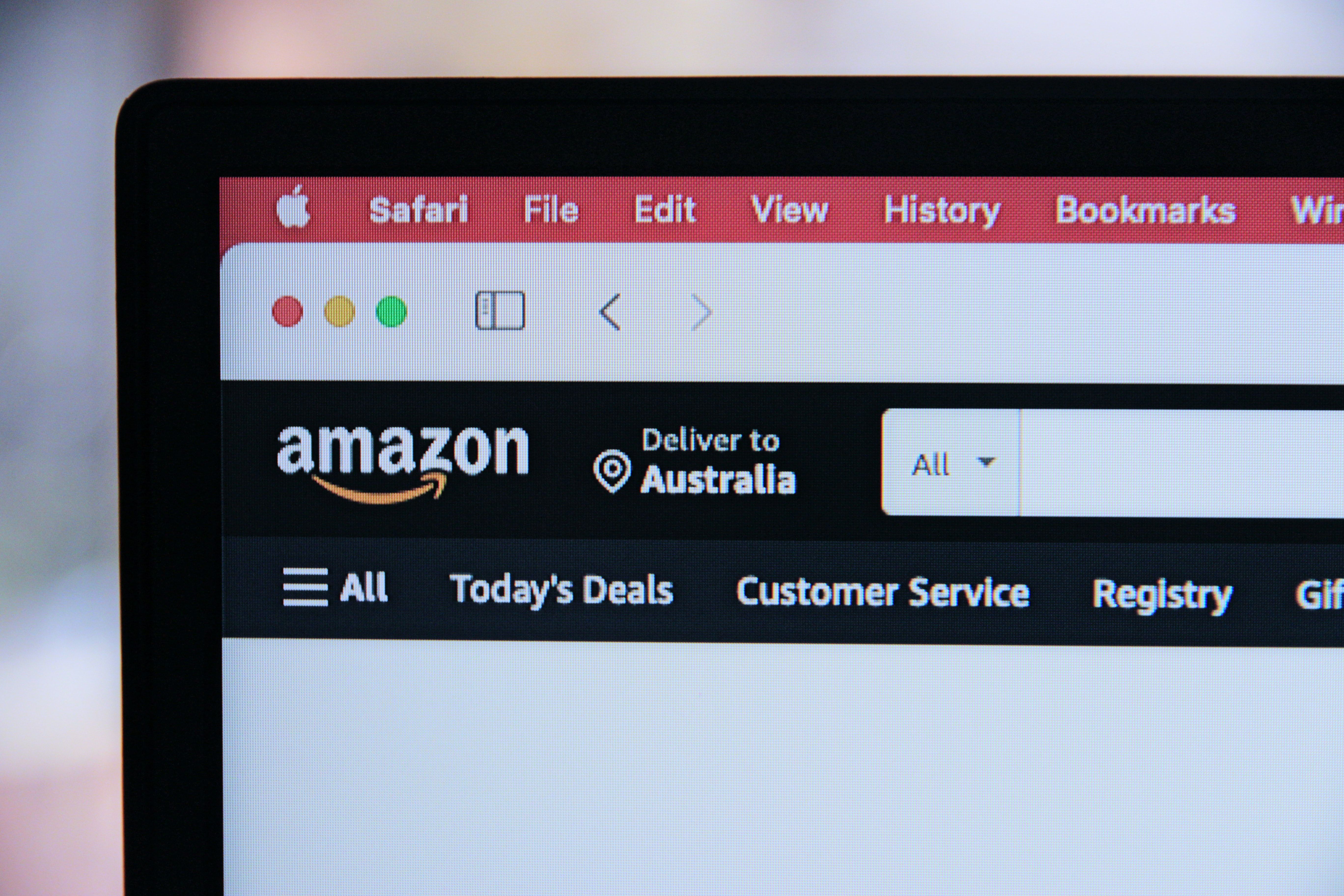 Компанія Amazon втратила 1 трильйон доларів 