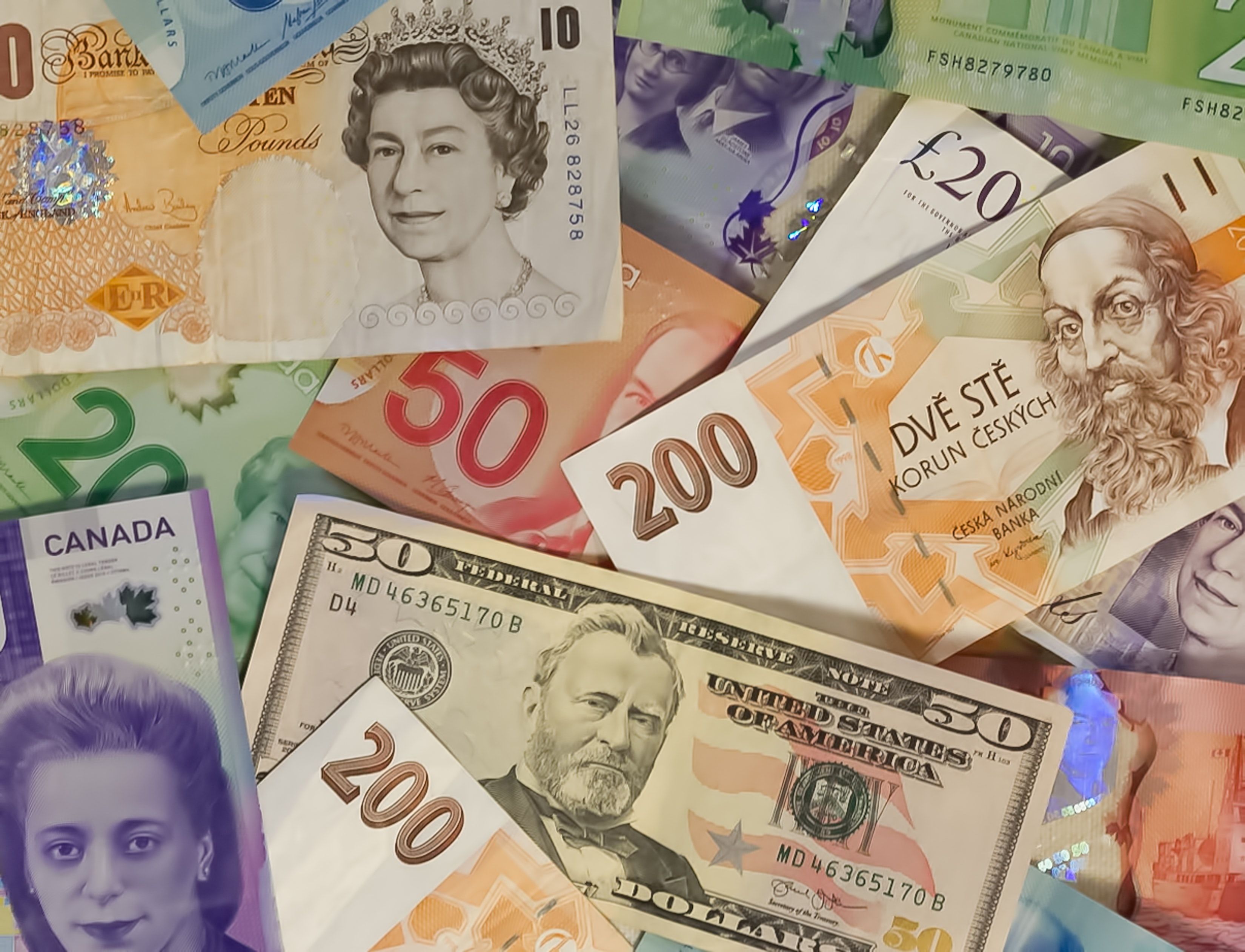 Доллар слабеет против 6 валют Доллар слабеет против 6 валют