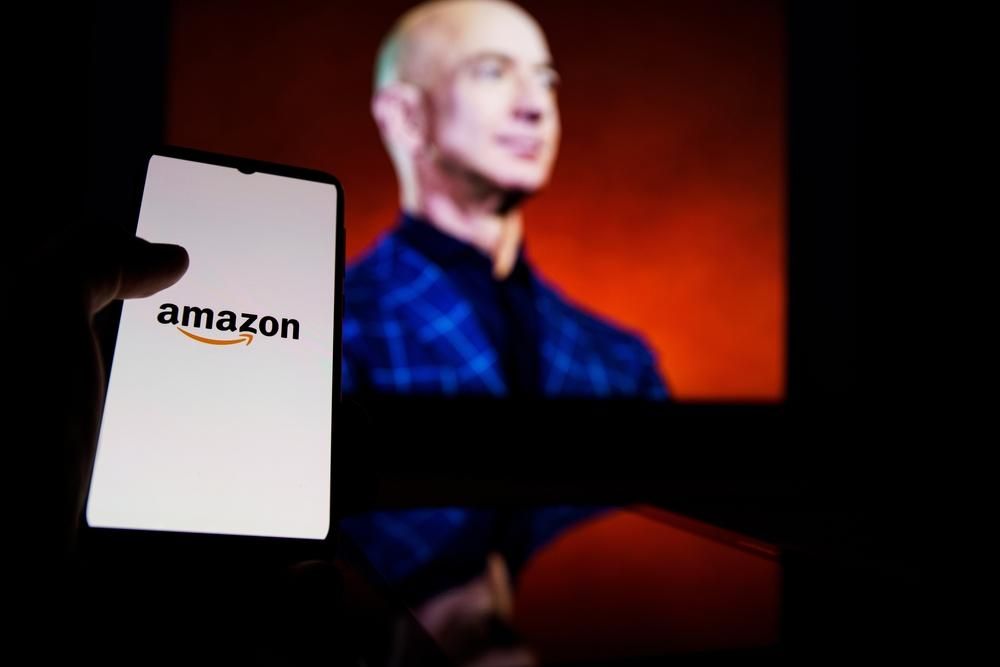 Безос планує продати свої акцій Amazon ще на 1 мільярд доларів