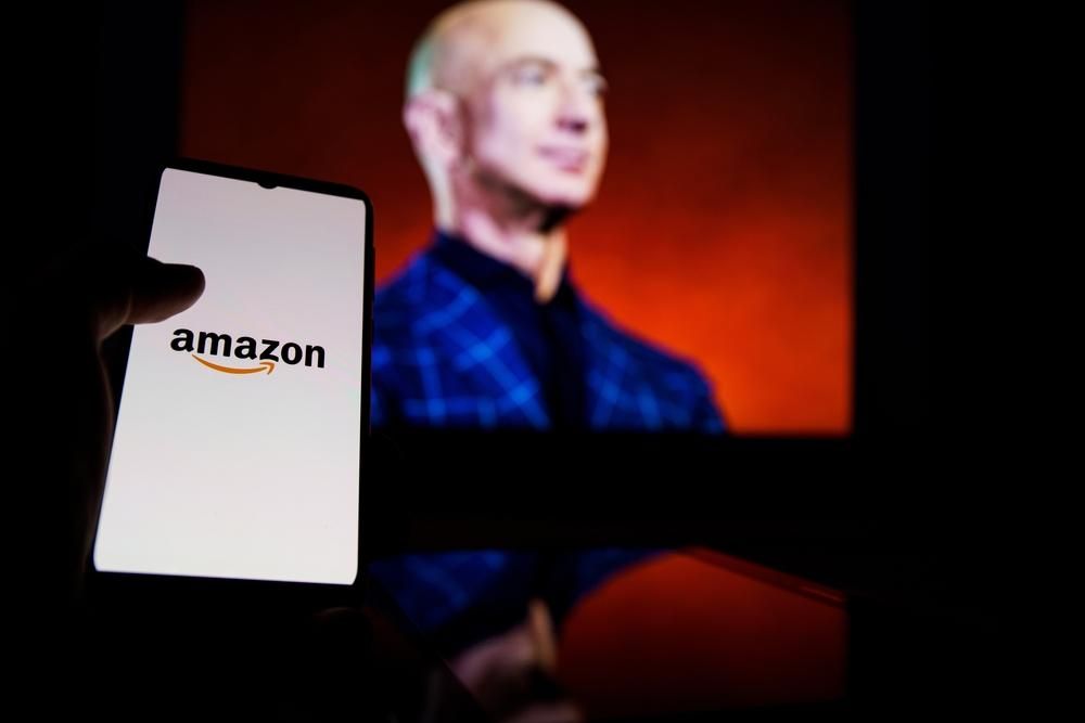 Безос планирует продать свои акции Amazon еще на 1 миллиард долларов Безос планирует продать свои акции Amazon еще на 1 миллиард долларов