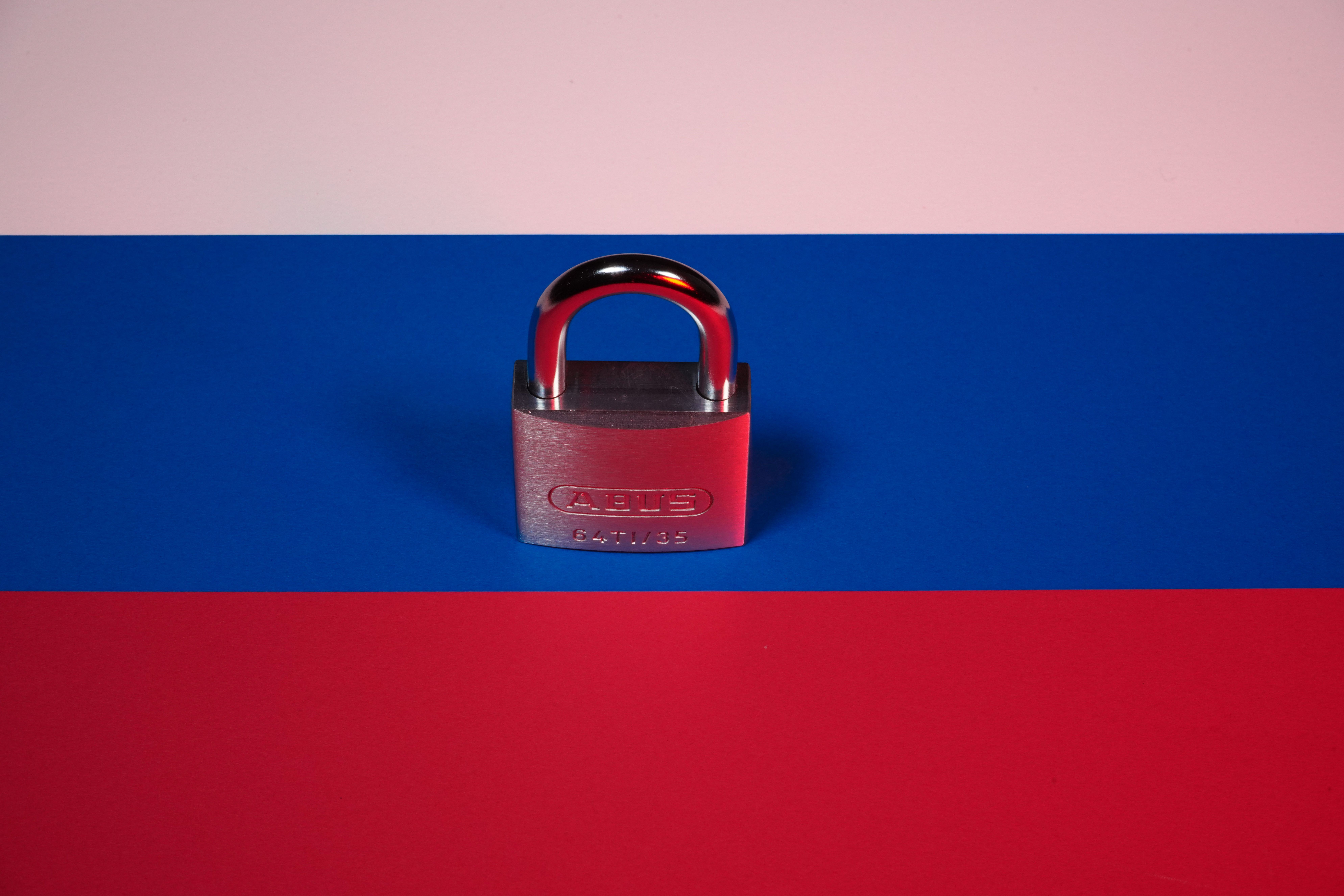 Чому Україна не отримає російські гроші Чому Україна не отримає російські гроші