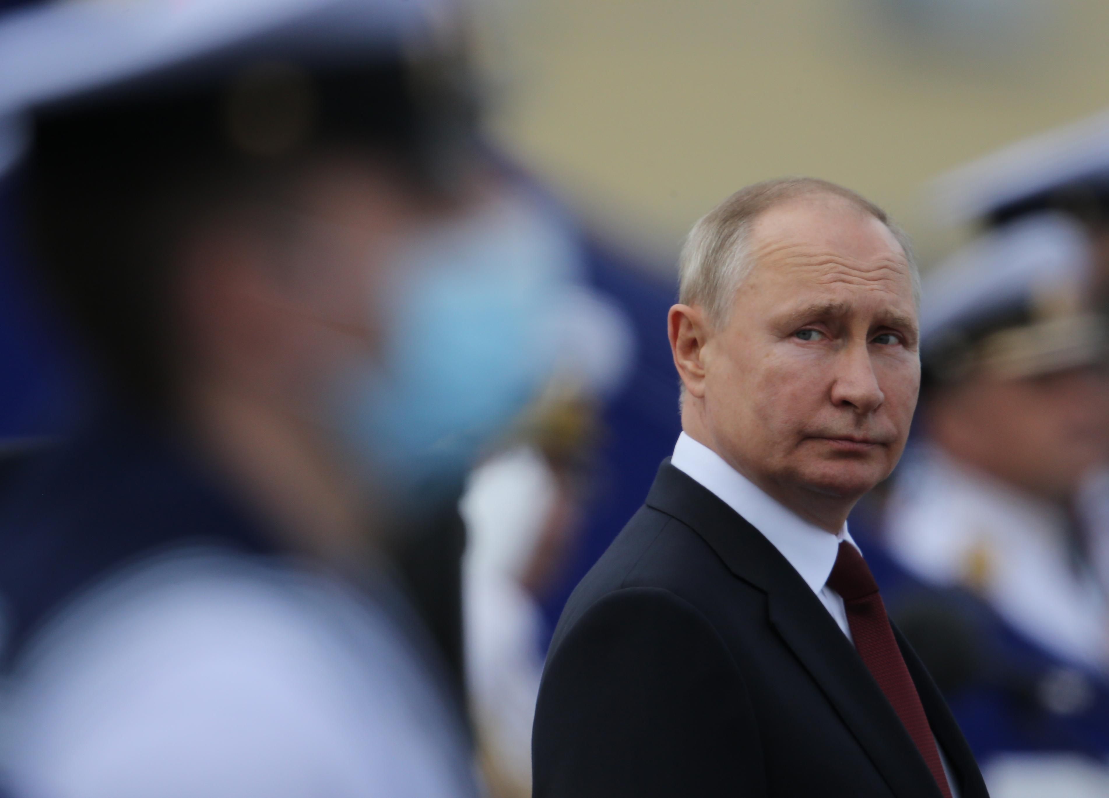 Скільки росіянам буде коштувати новий термін Путіна 