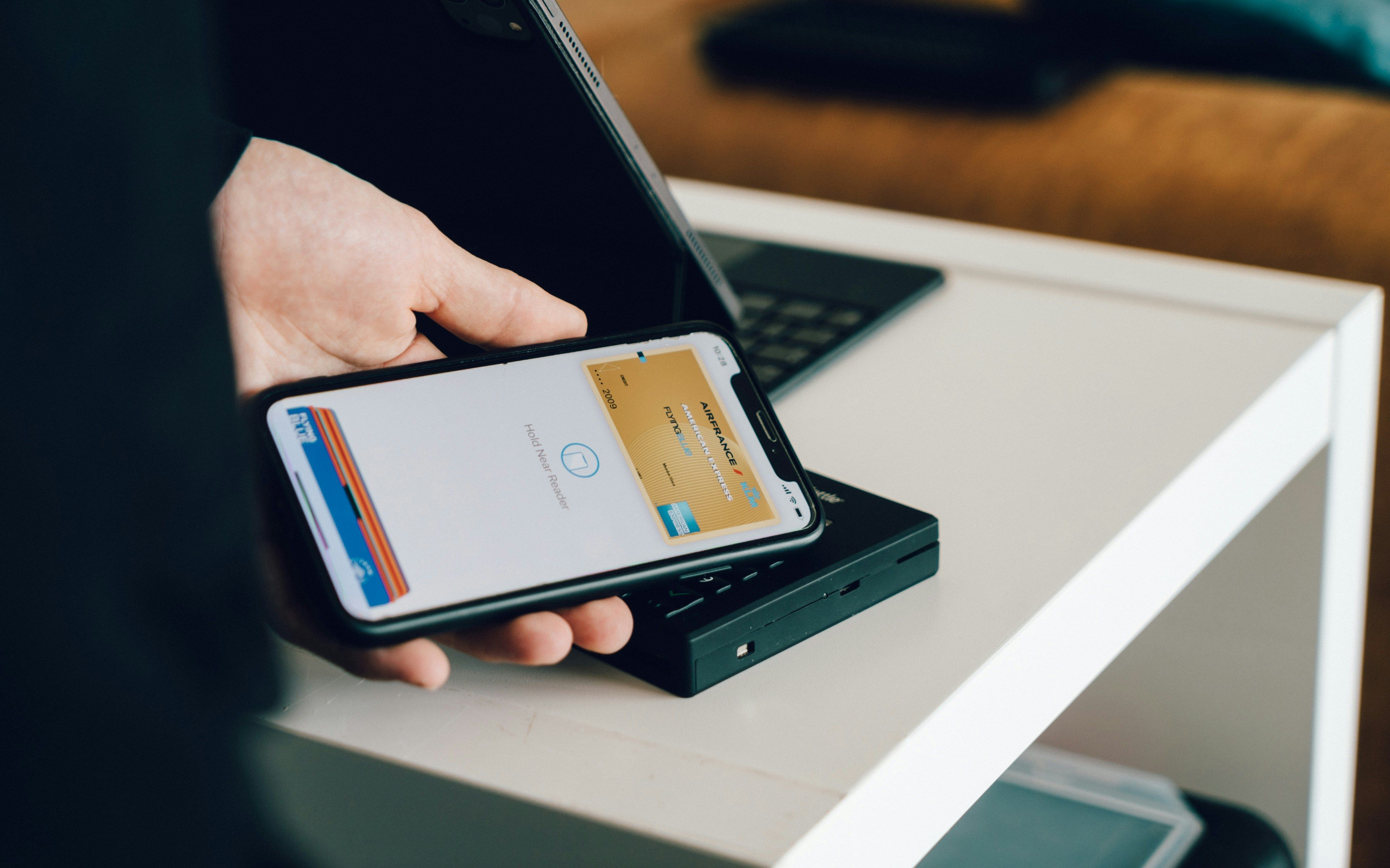 Компанія Apple представила нову функцію для переказу коштів  Компанія Apple представила нову функцію для переказу коштів