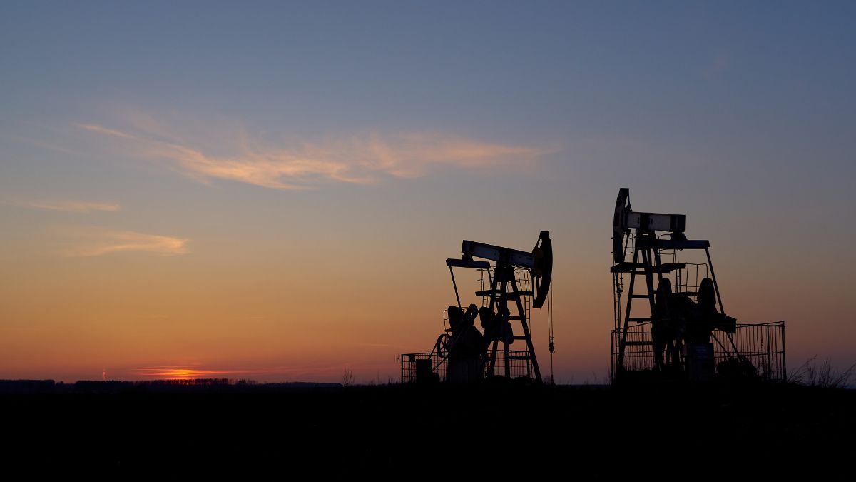 Ціни на нафту і газ Ціни на нафту і газ