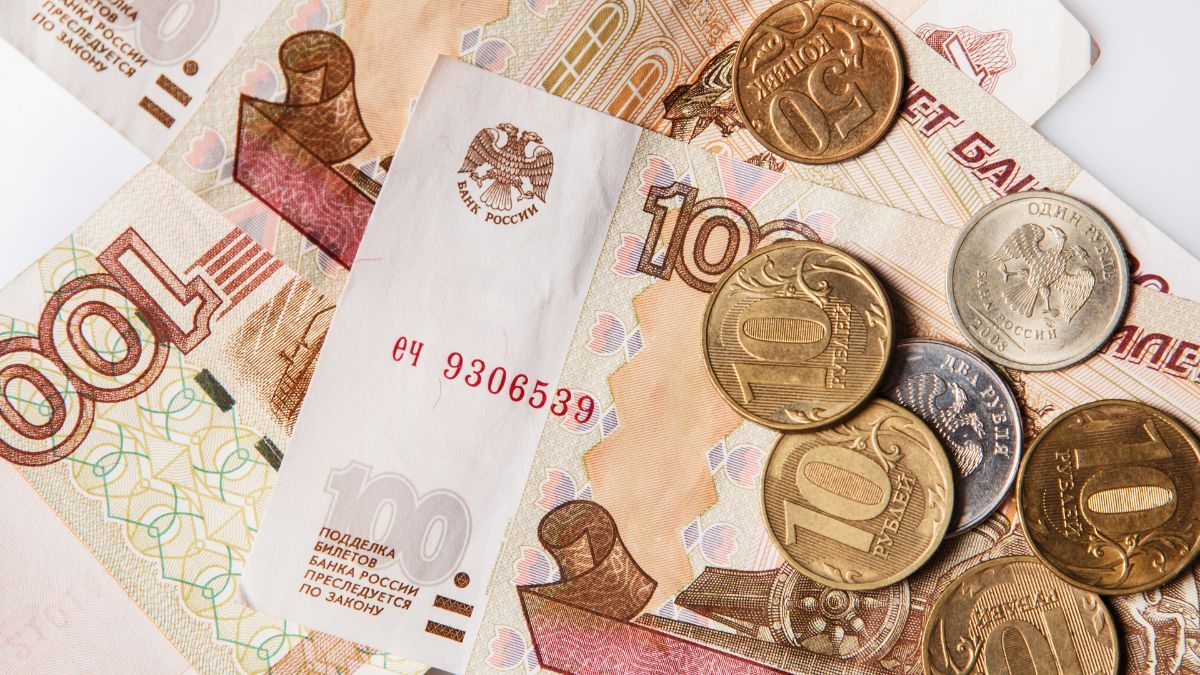 Російський рубль обвалився Російський рубль обвалився