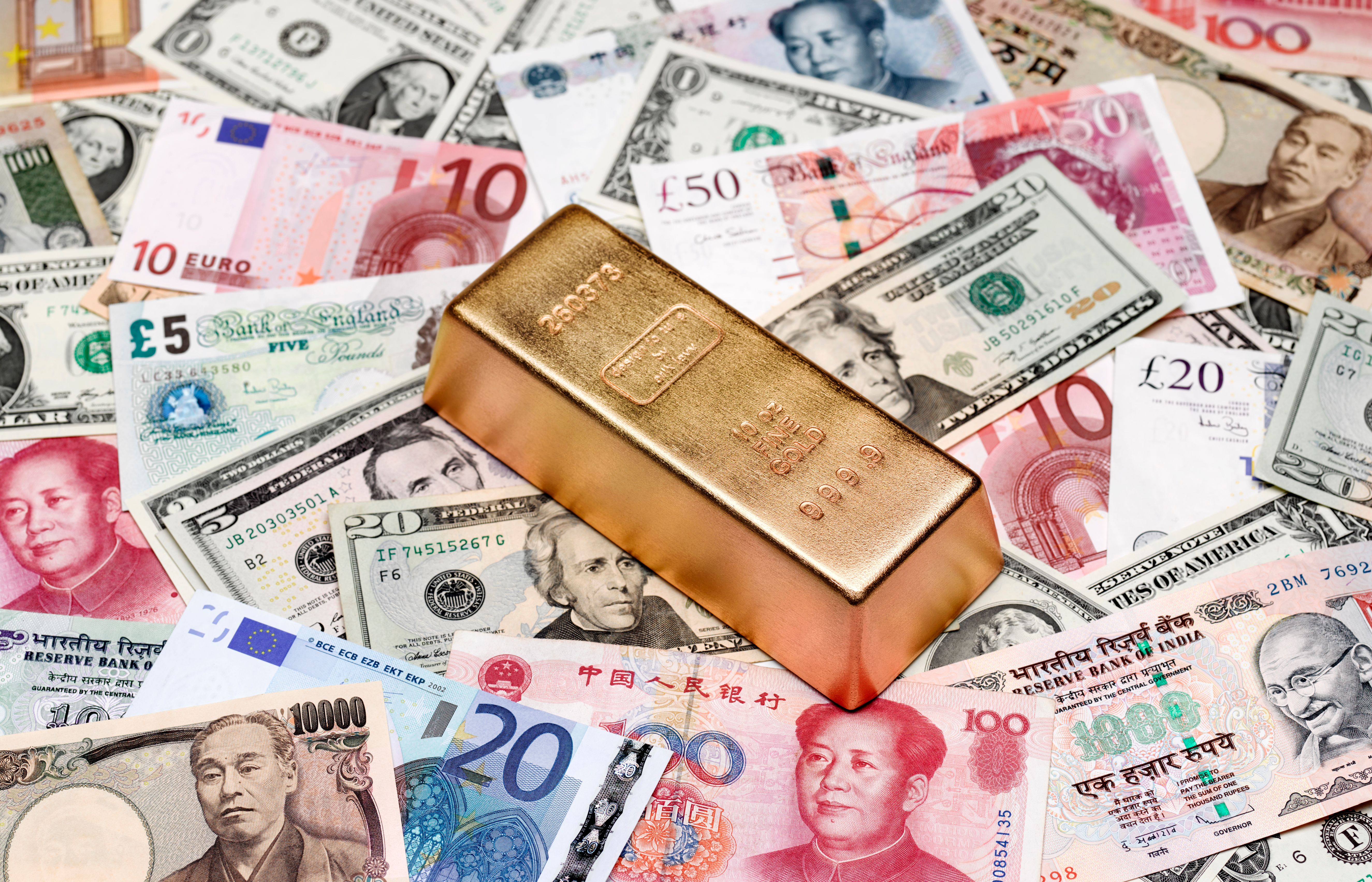 Россияне скупают золото Россияне скупают золото