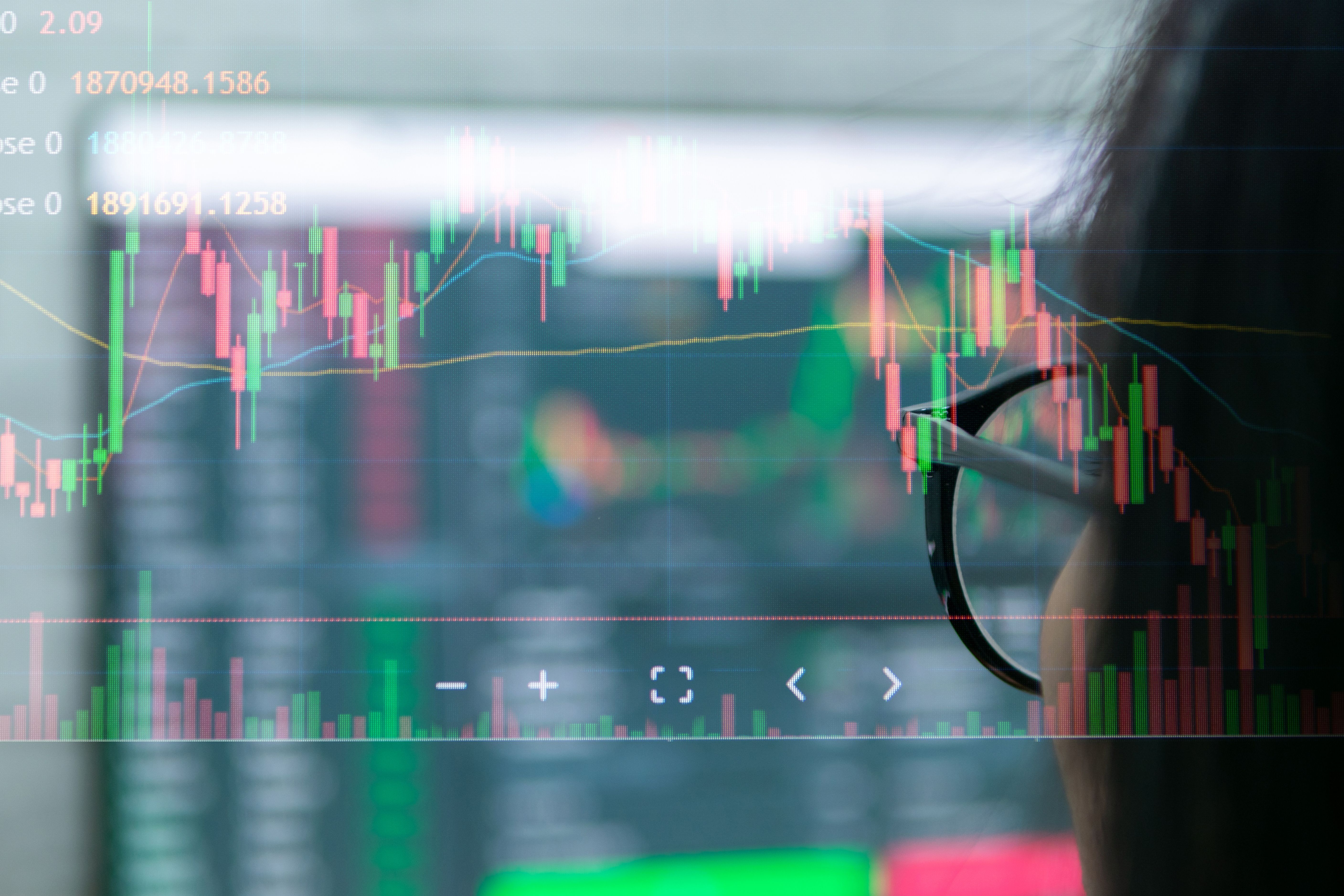 Акции украинских компаний обвалились из-за США Акции украинских компаний обвалились из-за США