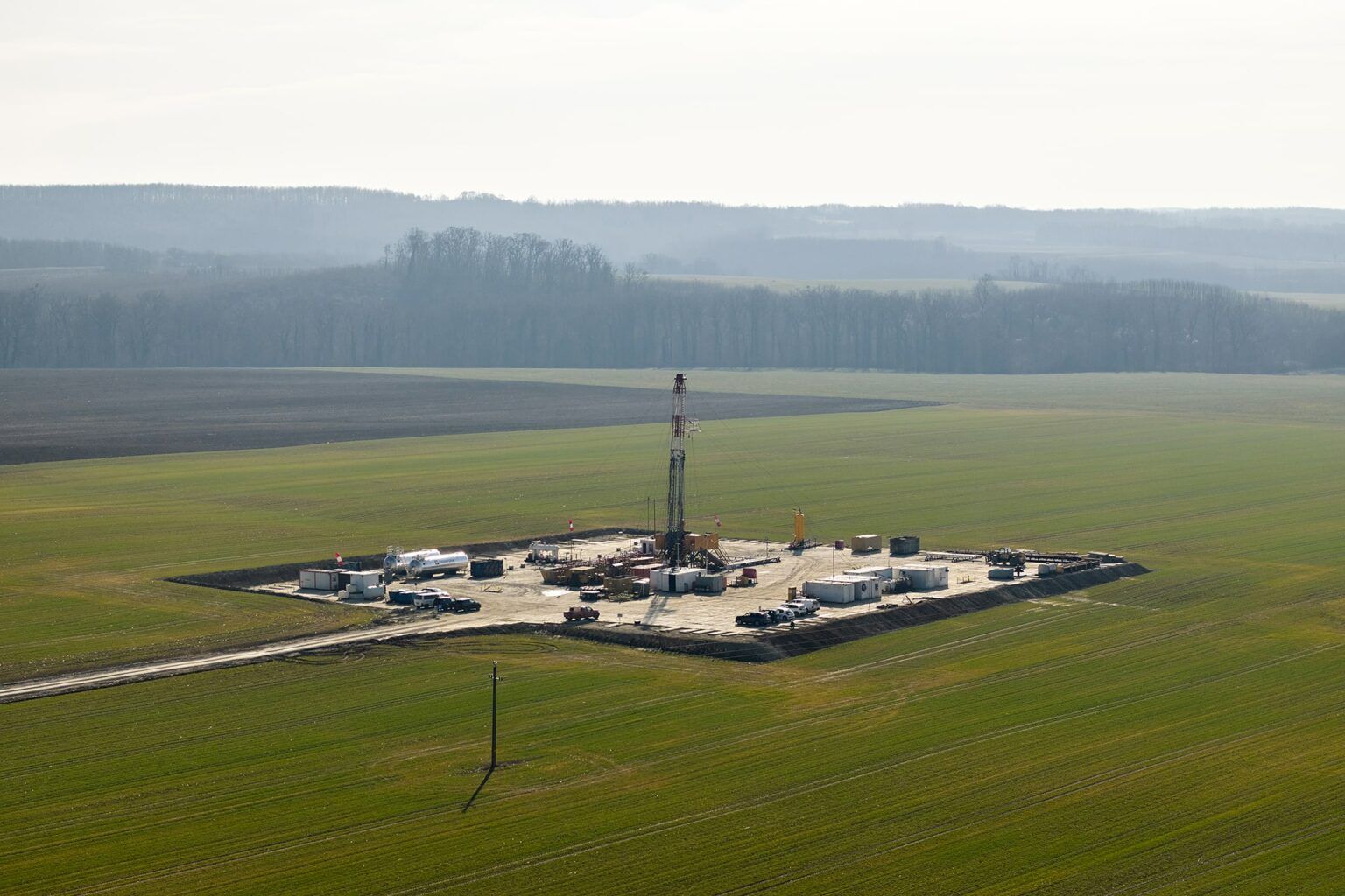 В Венгрии открыли новое месторождение нефти В Венгрии открыли новое месторождение нефти