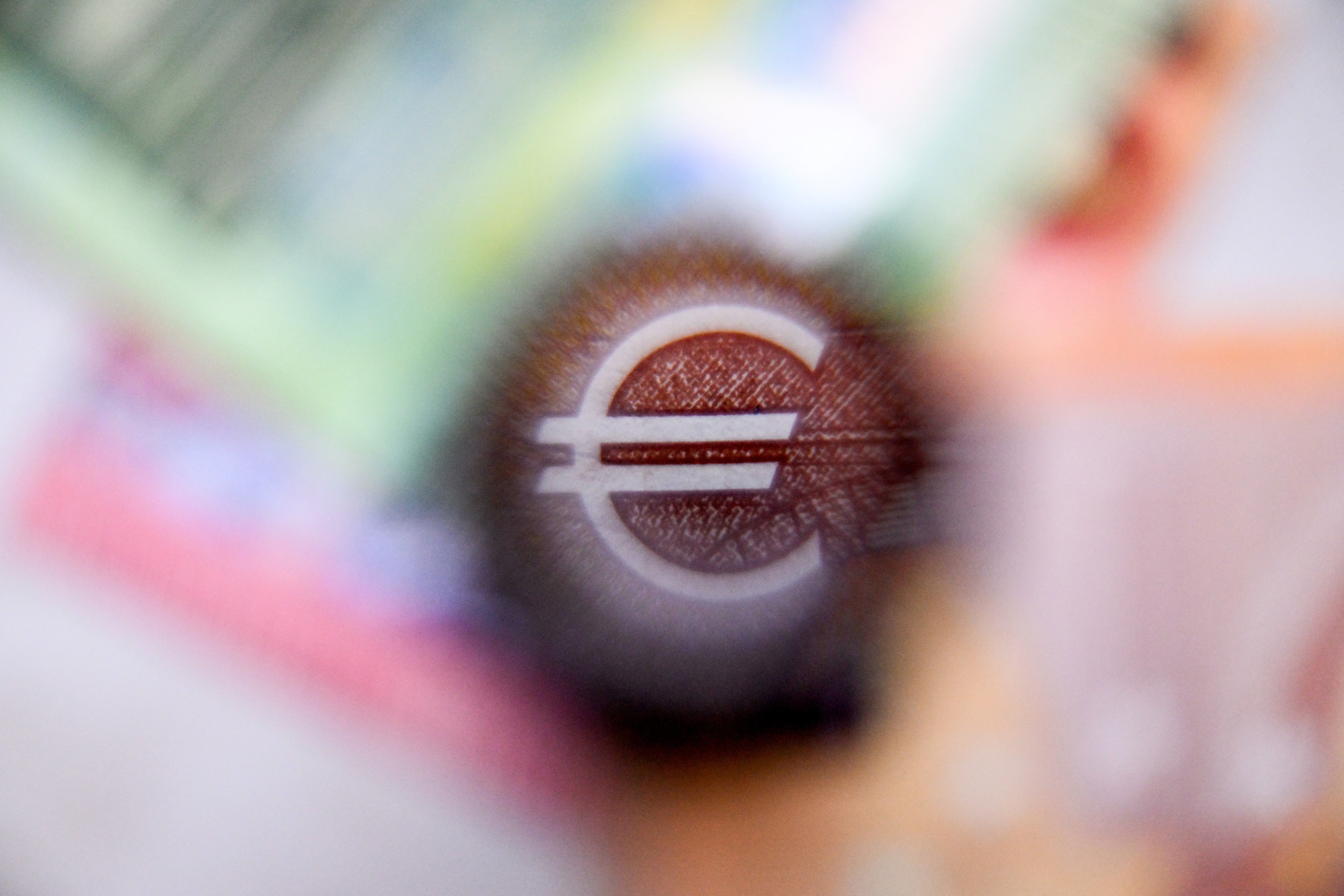 Курс евро к доллару Курс евро к доллару