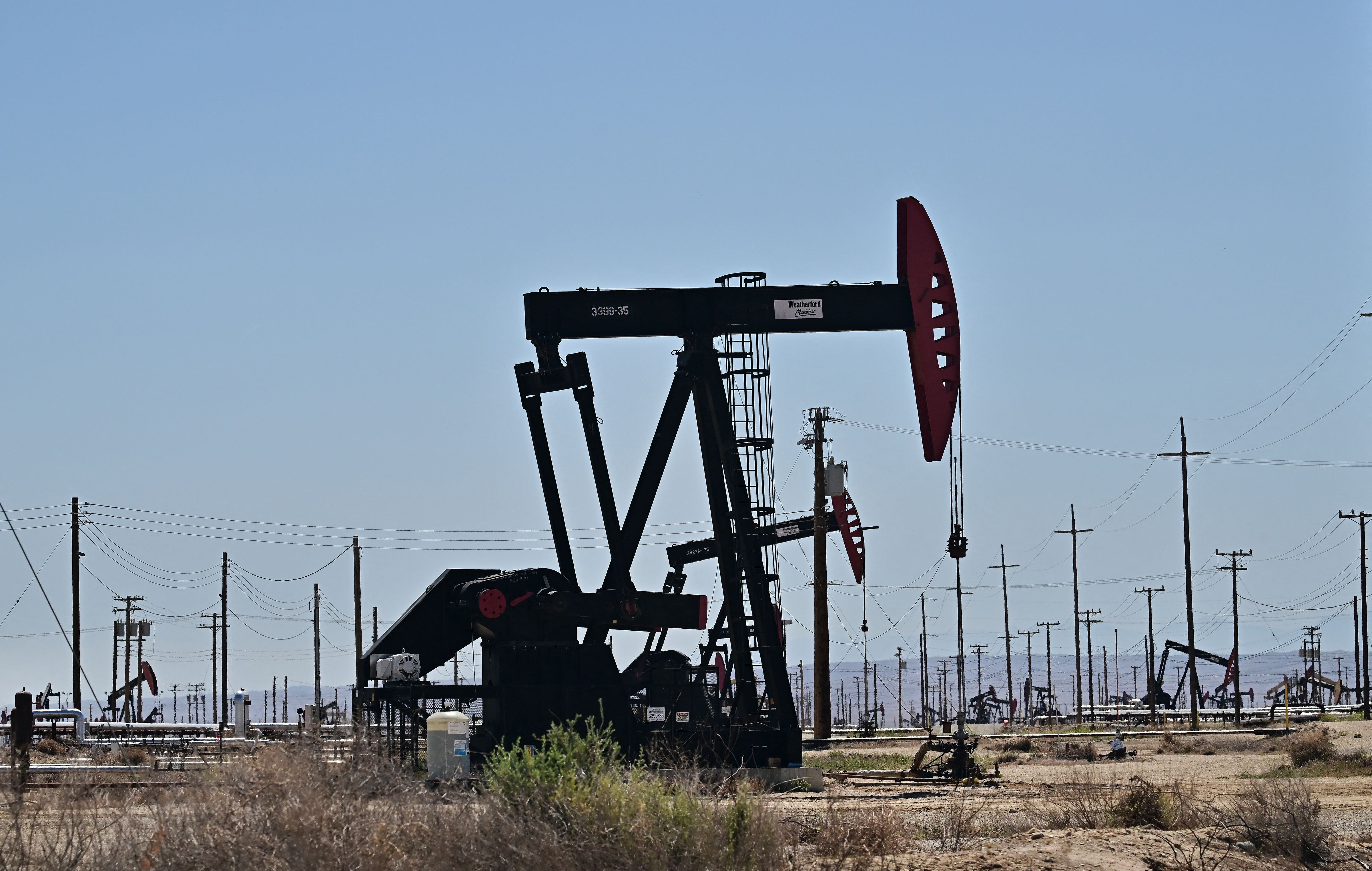 Нефтяная скважина