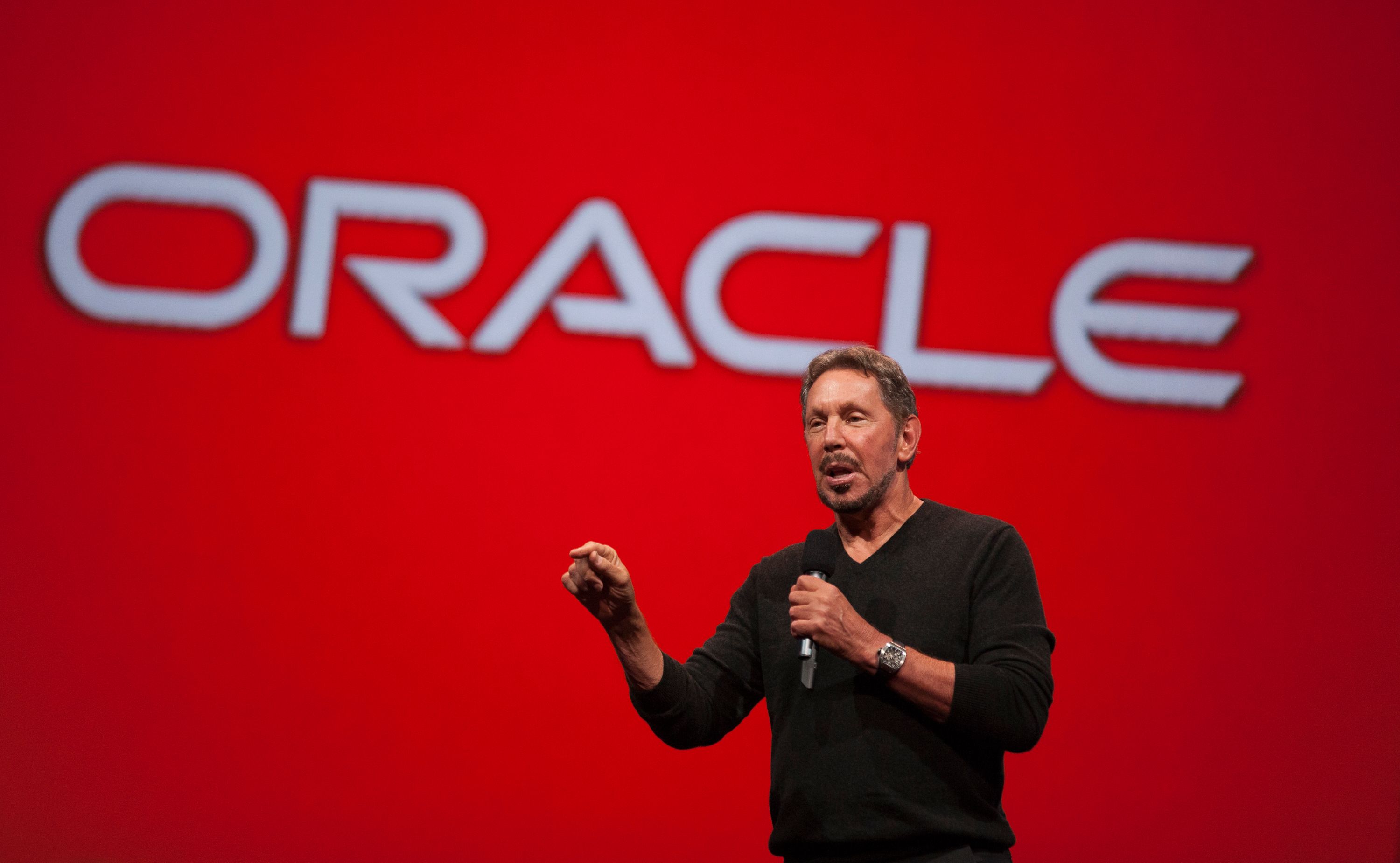 Ларри Эллисон на конференции Oracle Open World