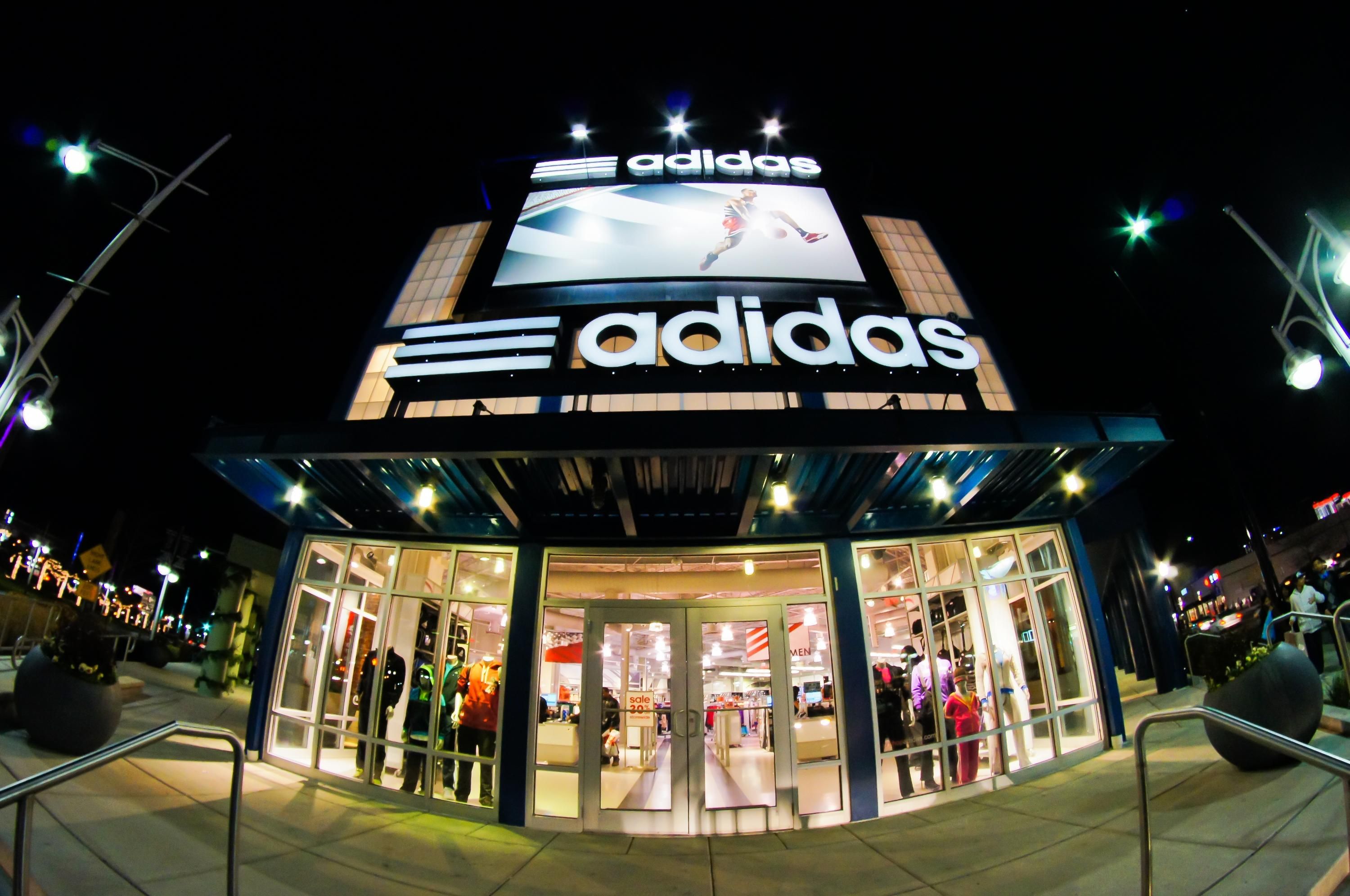 Магазин Adidas