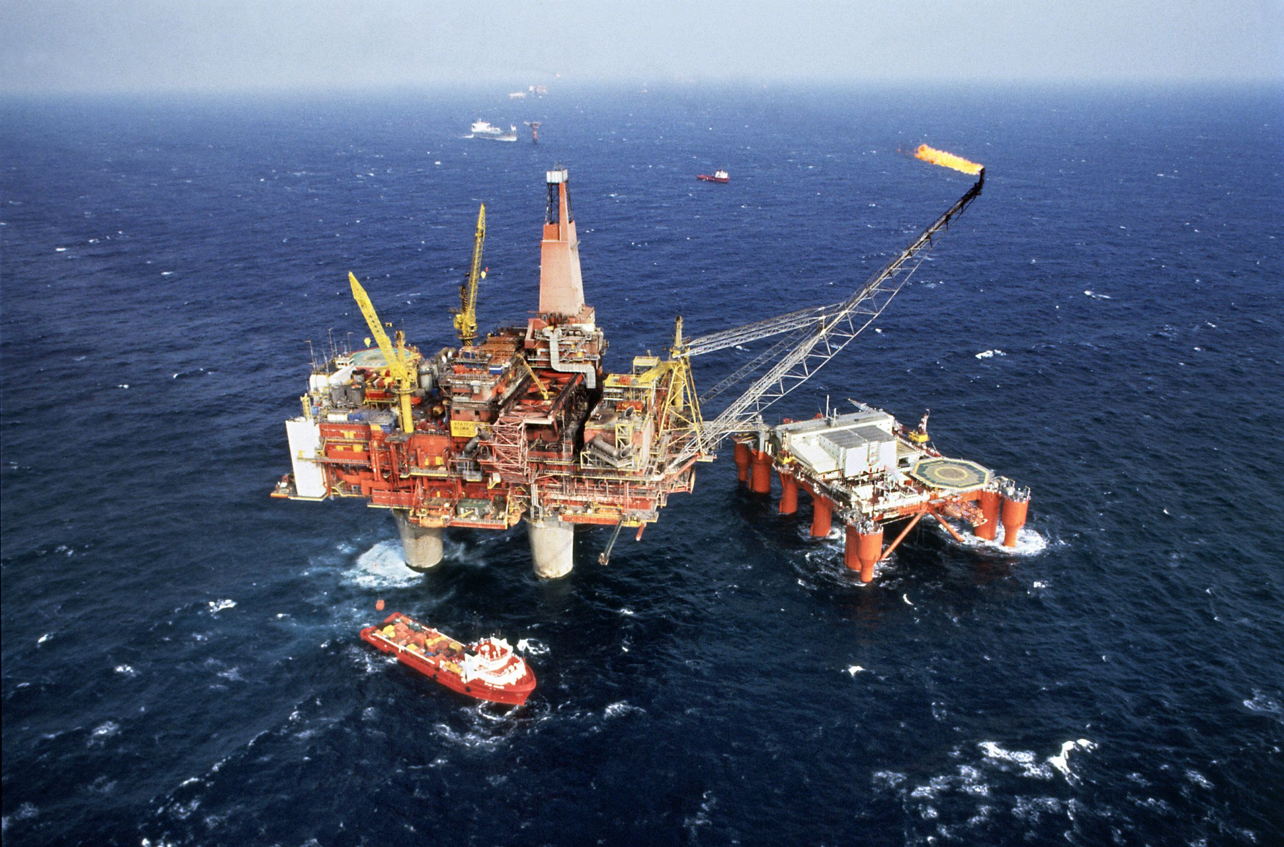 Цена на Brent 2025 - сколько стоит баррель нефти сейчас - какая нефть дороже в августе