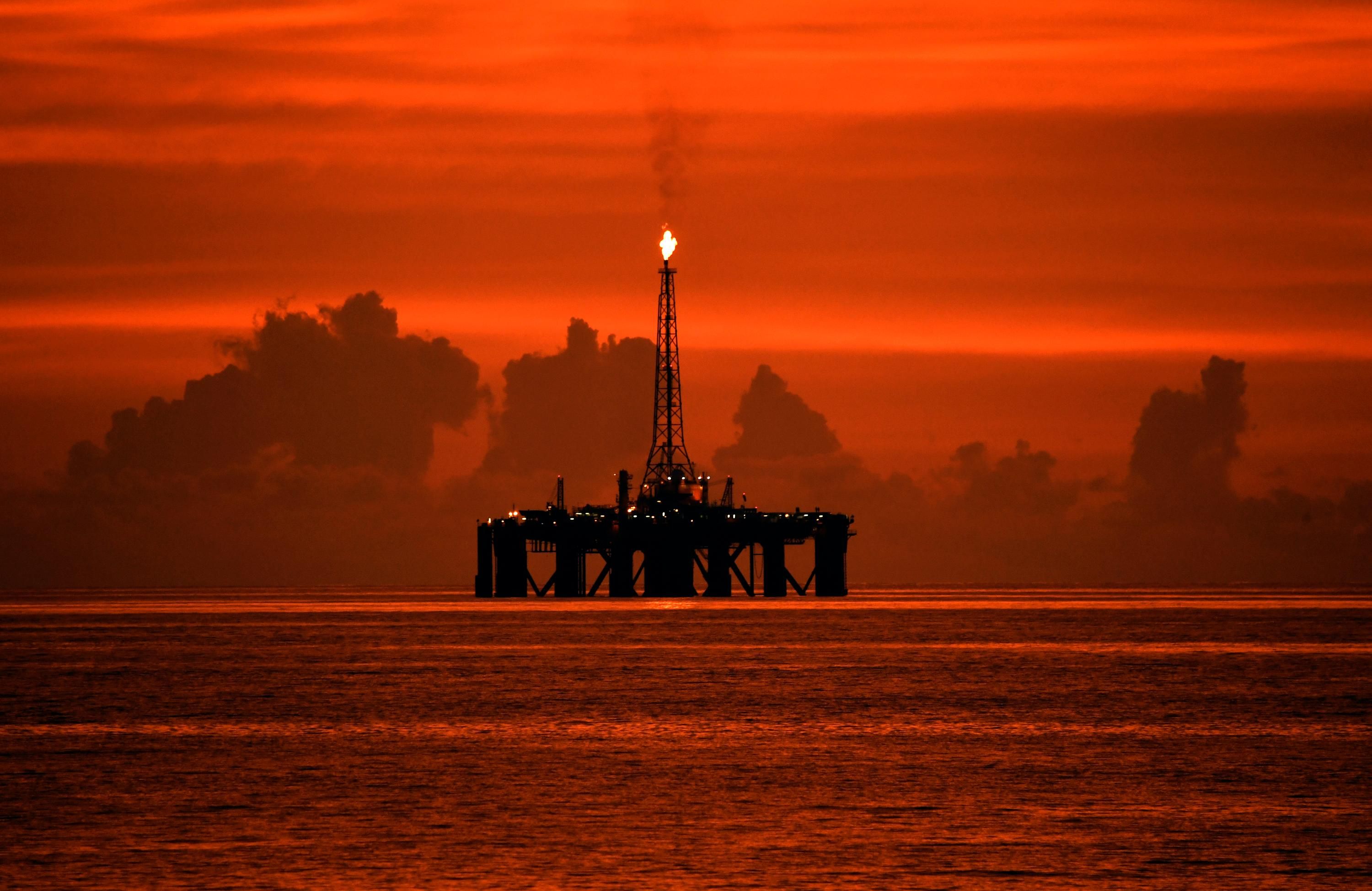 Нефтяная платформа Нефтяная платформа