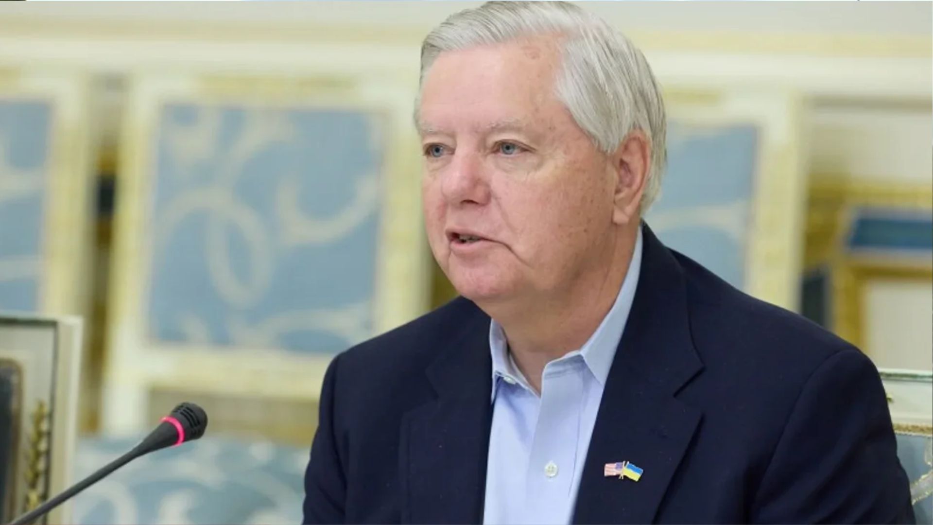 Грэм предупредил Венгрию и Словакию Грэм предупредил Венгрию и Словакию