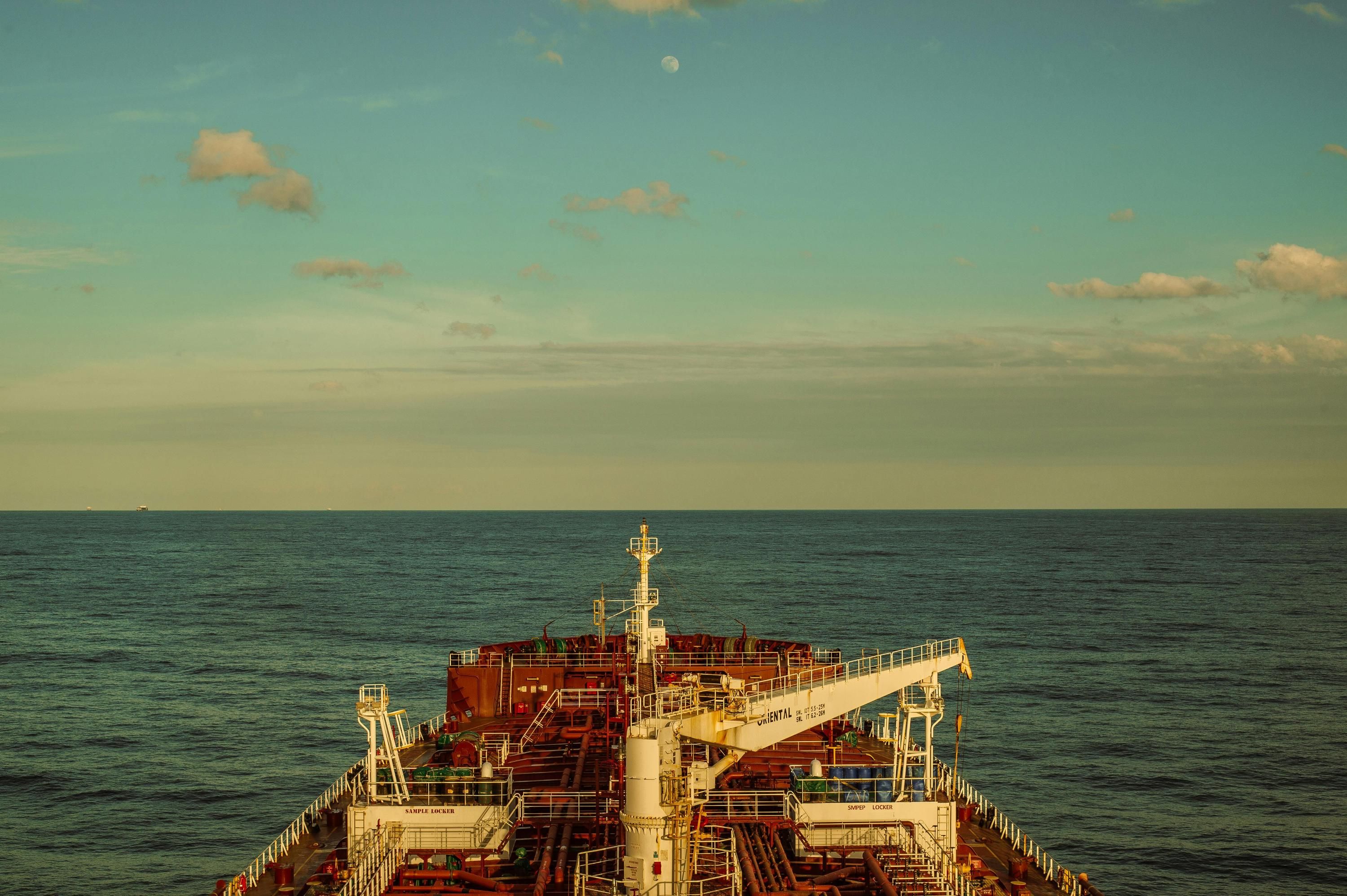 Будут ли продавать нефть из Венесуэлы