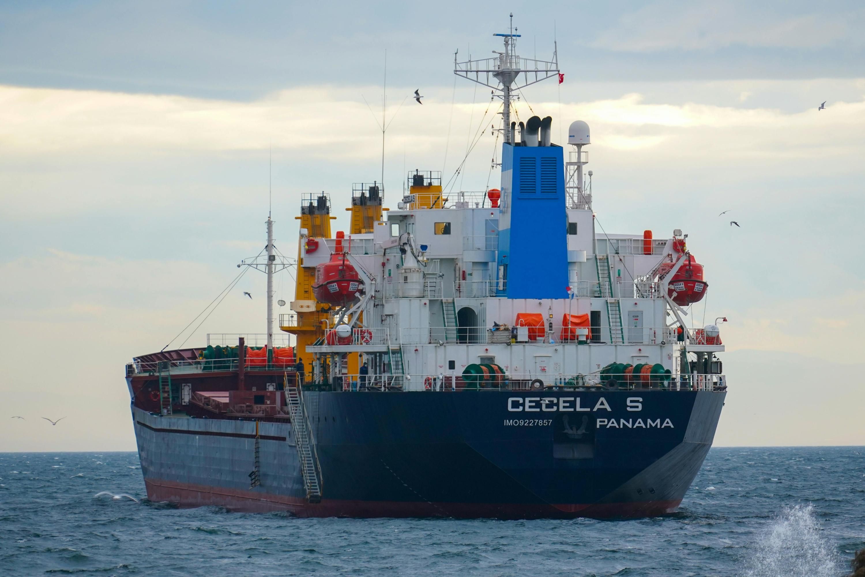 Кто помогает России заоблять на нефти