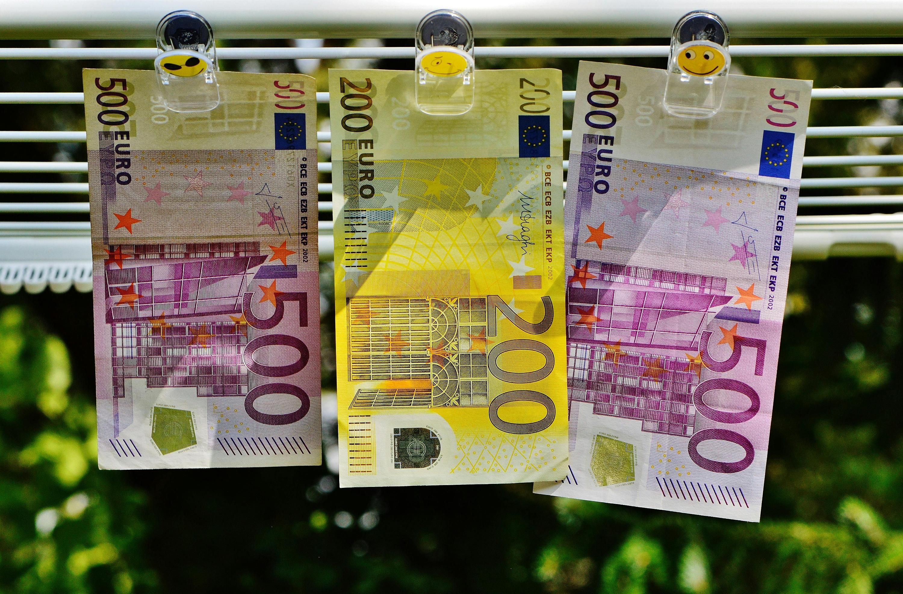 Чи можна обміняти 500 євро в Україні