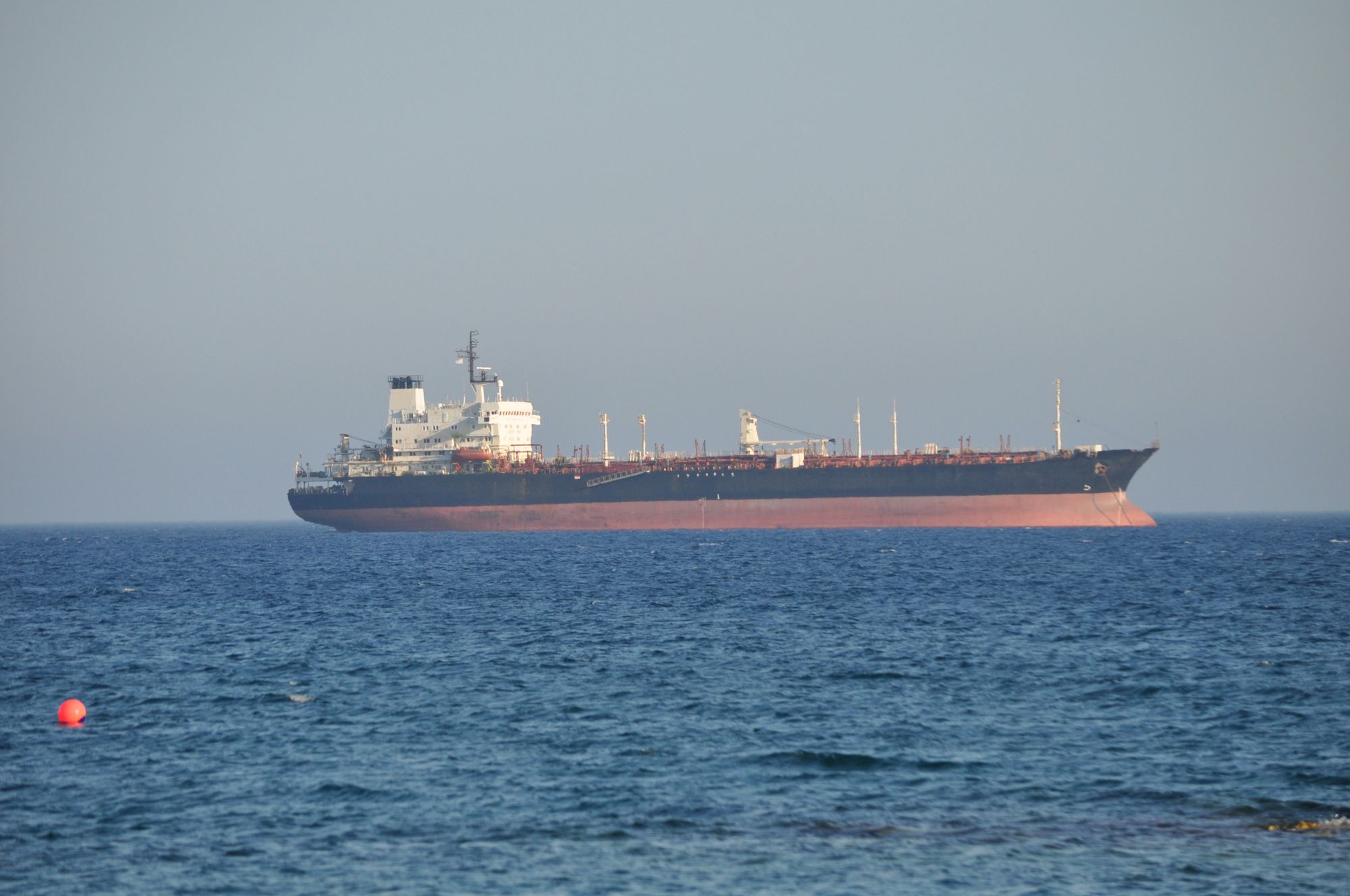 "Ефект буде драматичним": рух танкерів через Ормузьку протоку зупинився - Фінанси "Ефект буде драматичним": рух танкерів через Ормузьку протоку зупинився - Фінанси