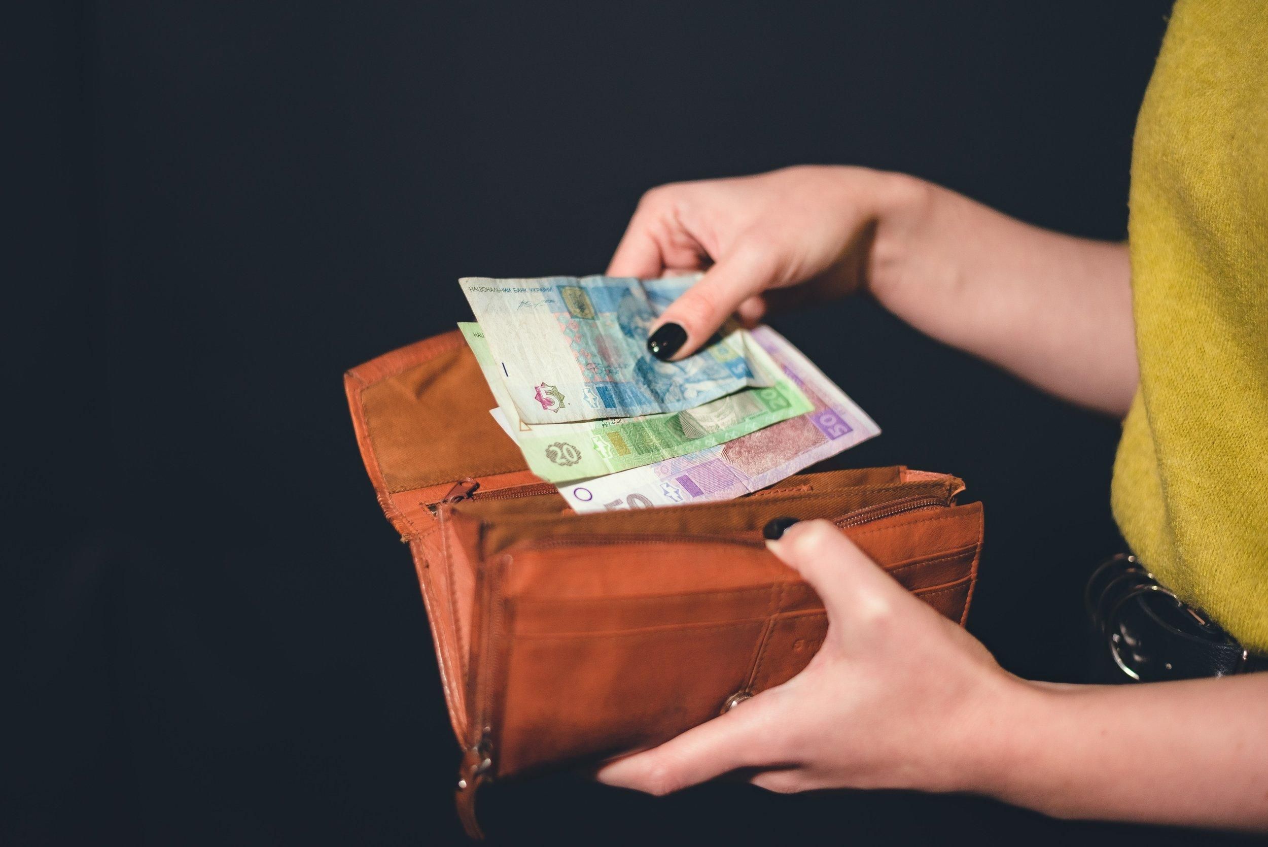 Які купюри вивели з обігу 2 березня