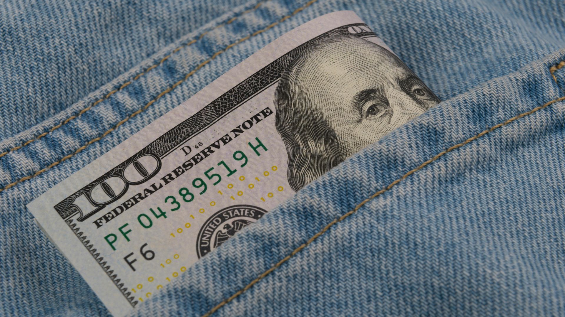 Яким буде курс долара та євро 5 березня 2026 року Яким буде курс долара та євро 5 березня 2026 року