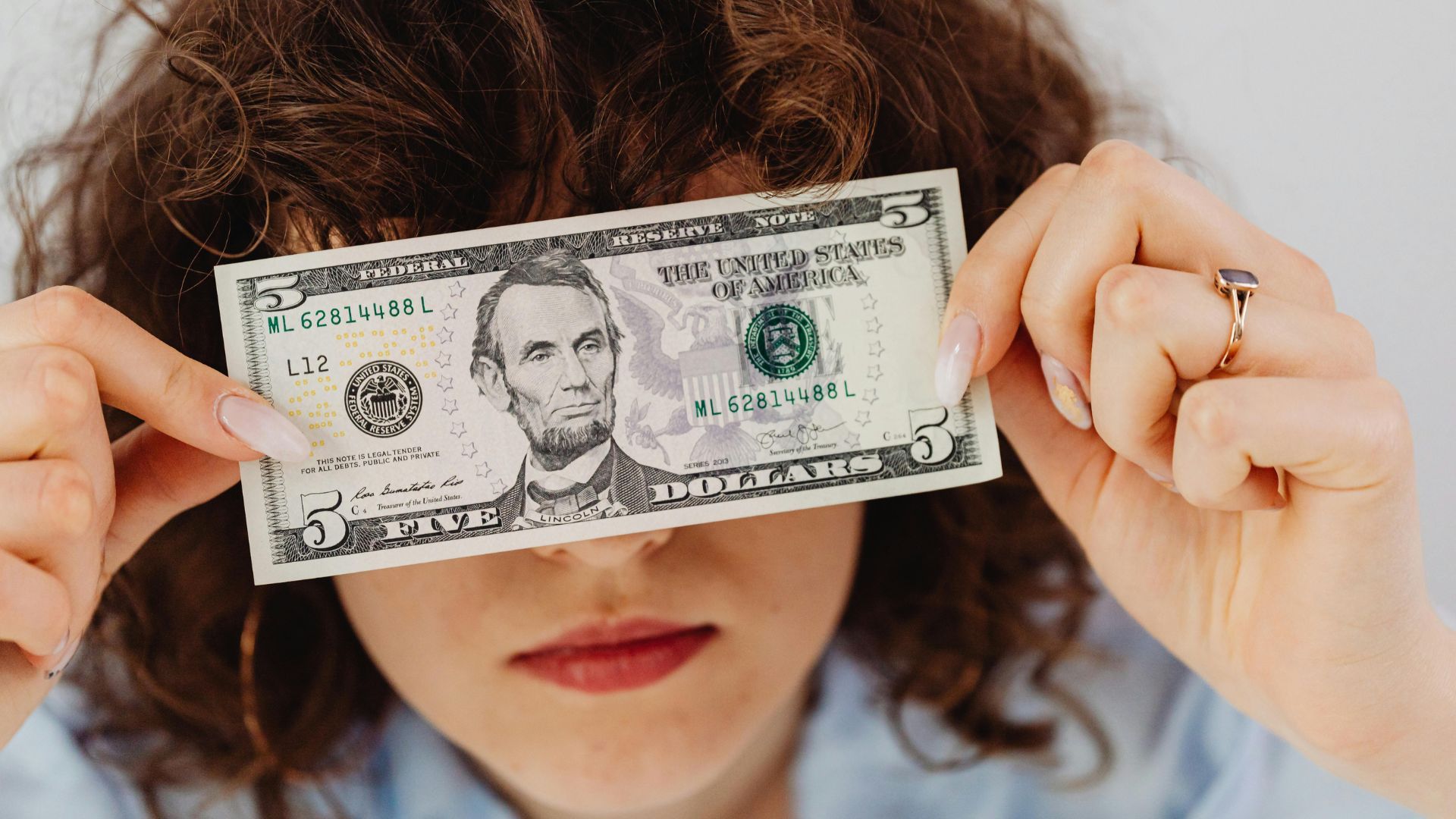 Яким буде курс долара та євро 12 березня 2026 року Яким буде курс долара та євро 12 березня 2026 року