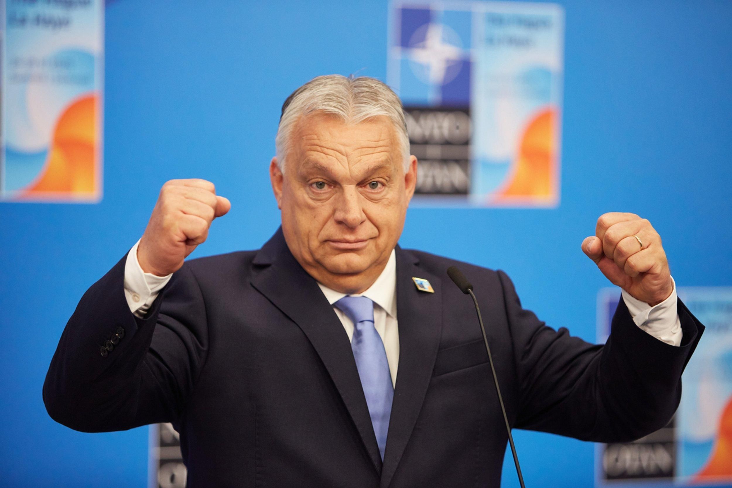 Орбан продолжит блокировать финансирование Украины