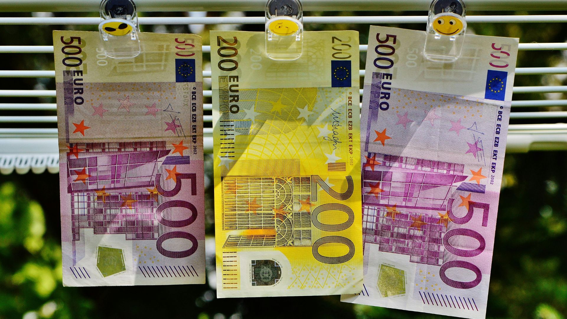 Яким буде курс долара та євро 23 квітня 2026 року