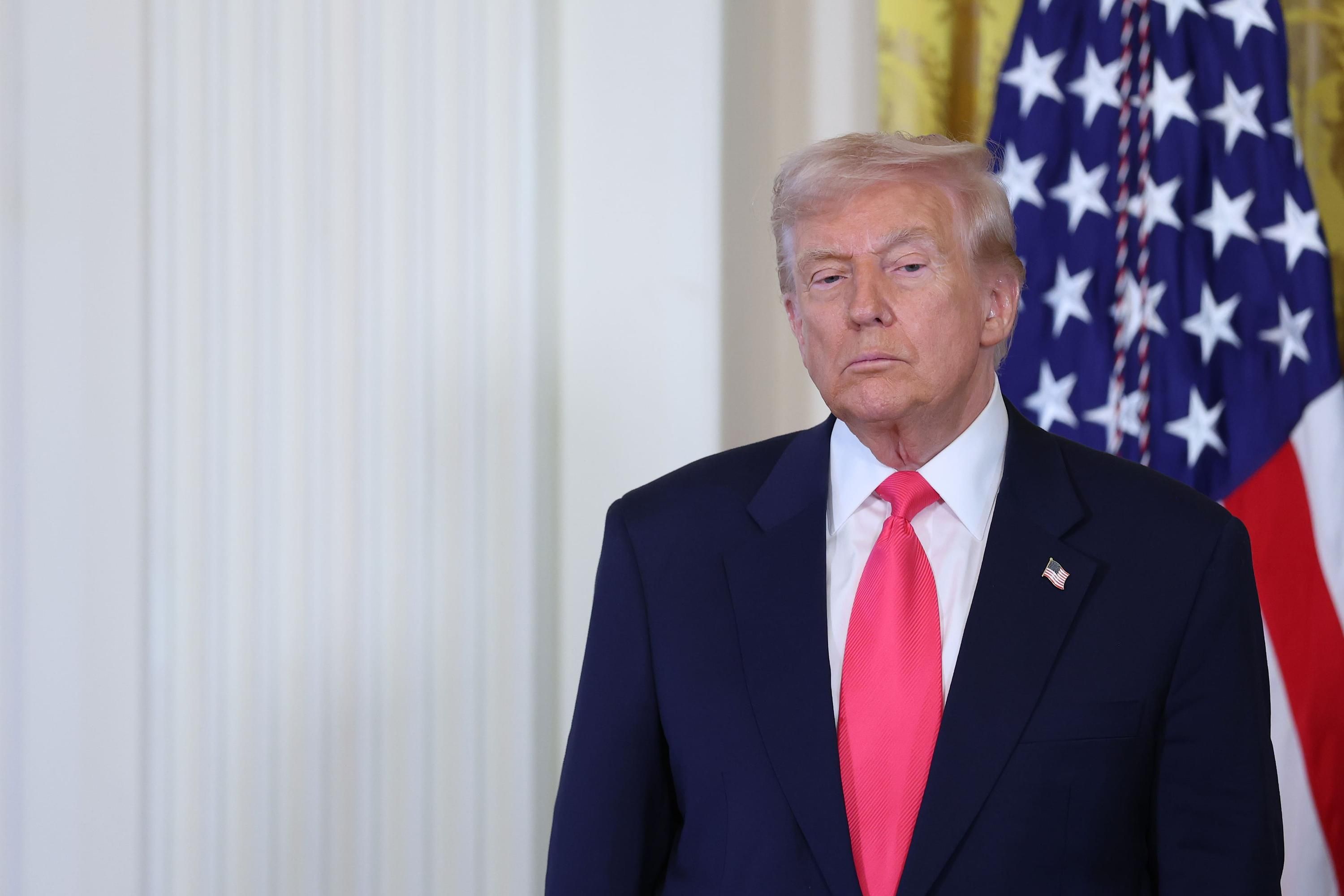 Дональд Трамп хвалил акции, которые покупал